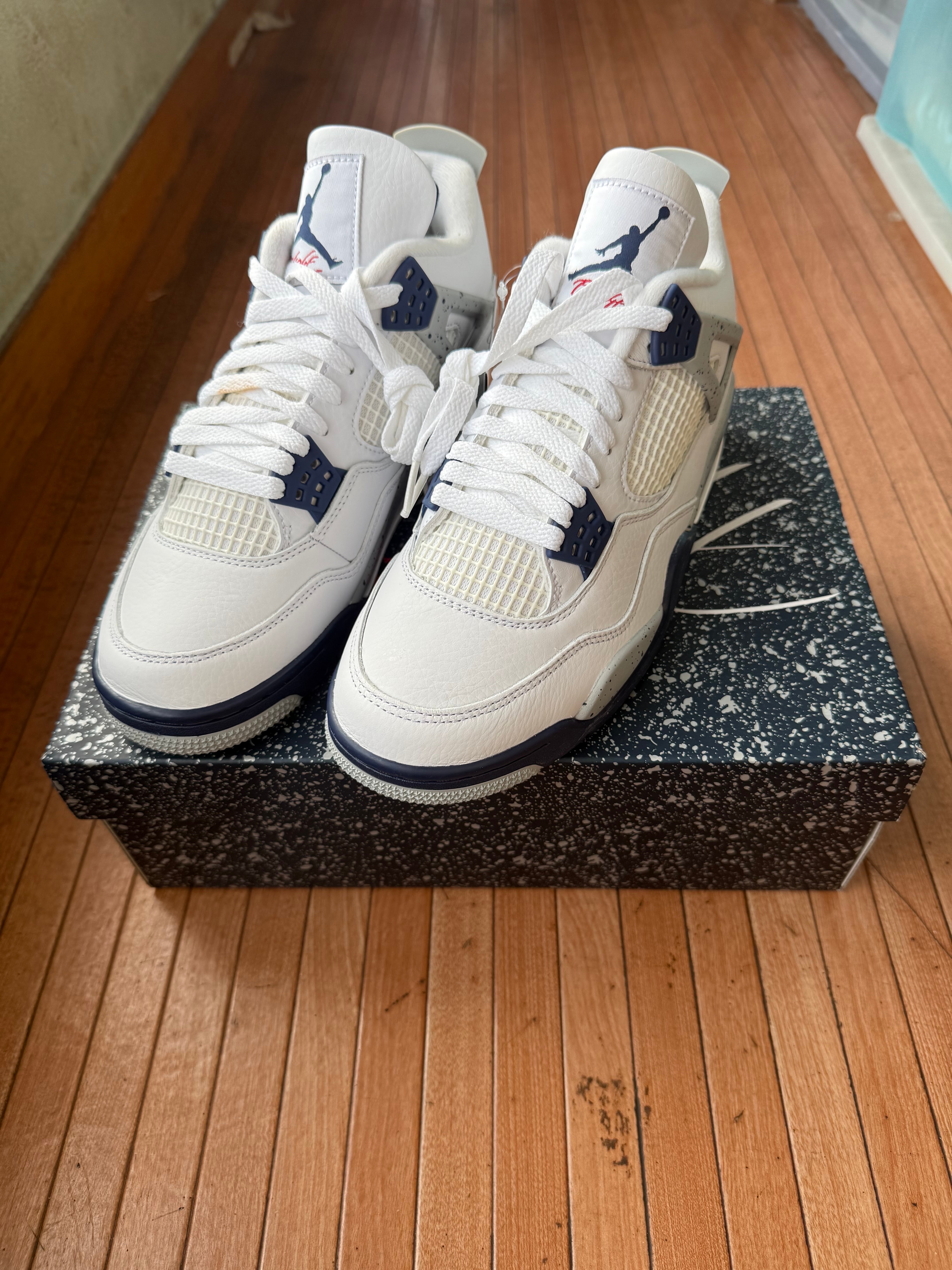Nike Air Jordan 4 "Midnight Navy"