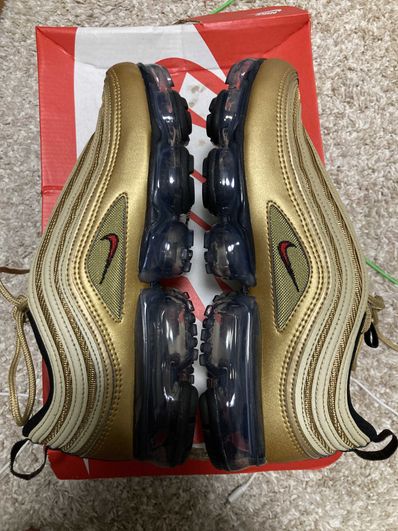 NIKE AIR VAPORMAX 97 "METALLIC GOLD"