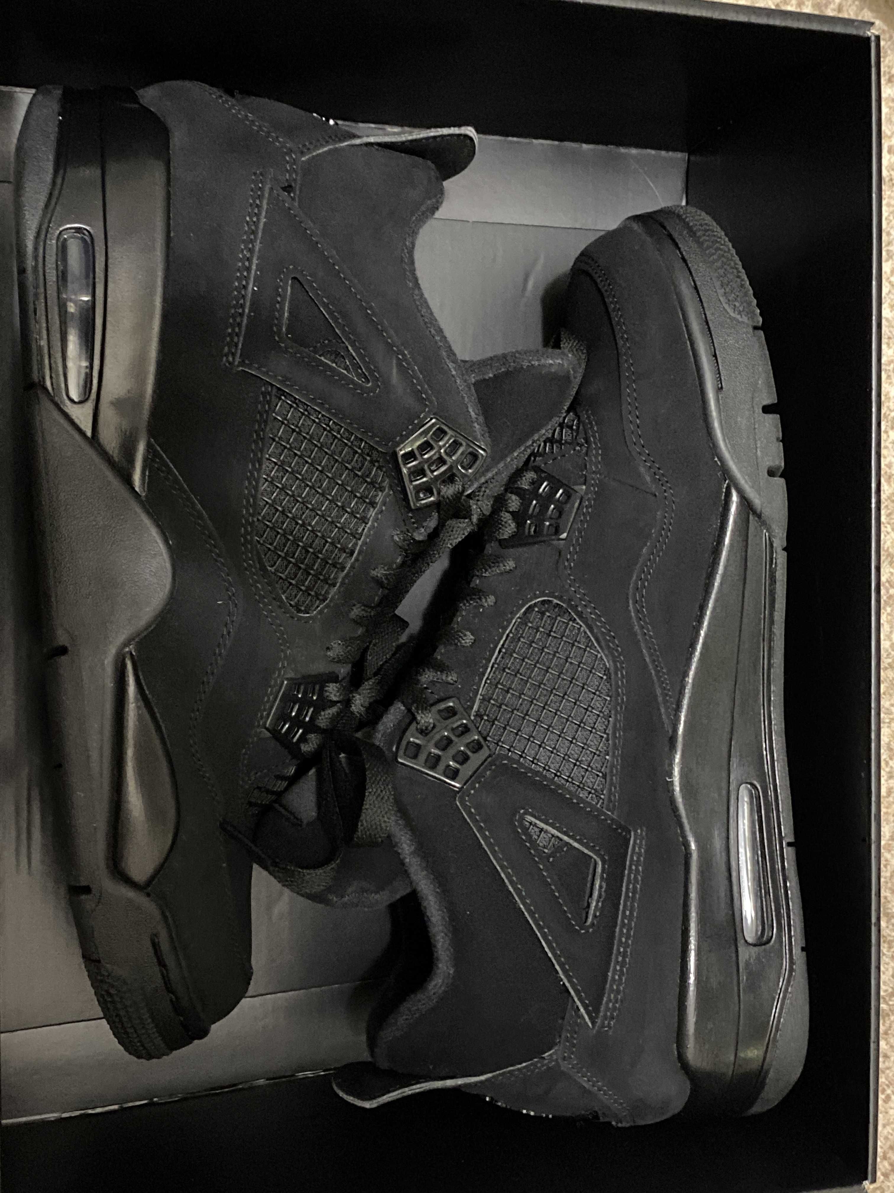 Nike Air Jordan 4 "Black Cat"