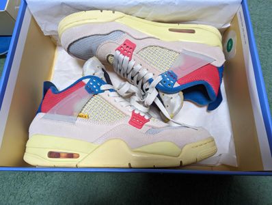 UNION × Nike Air Jordan 4 SP "Guava Ice/Light Fusion Red"