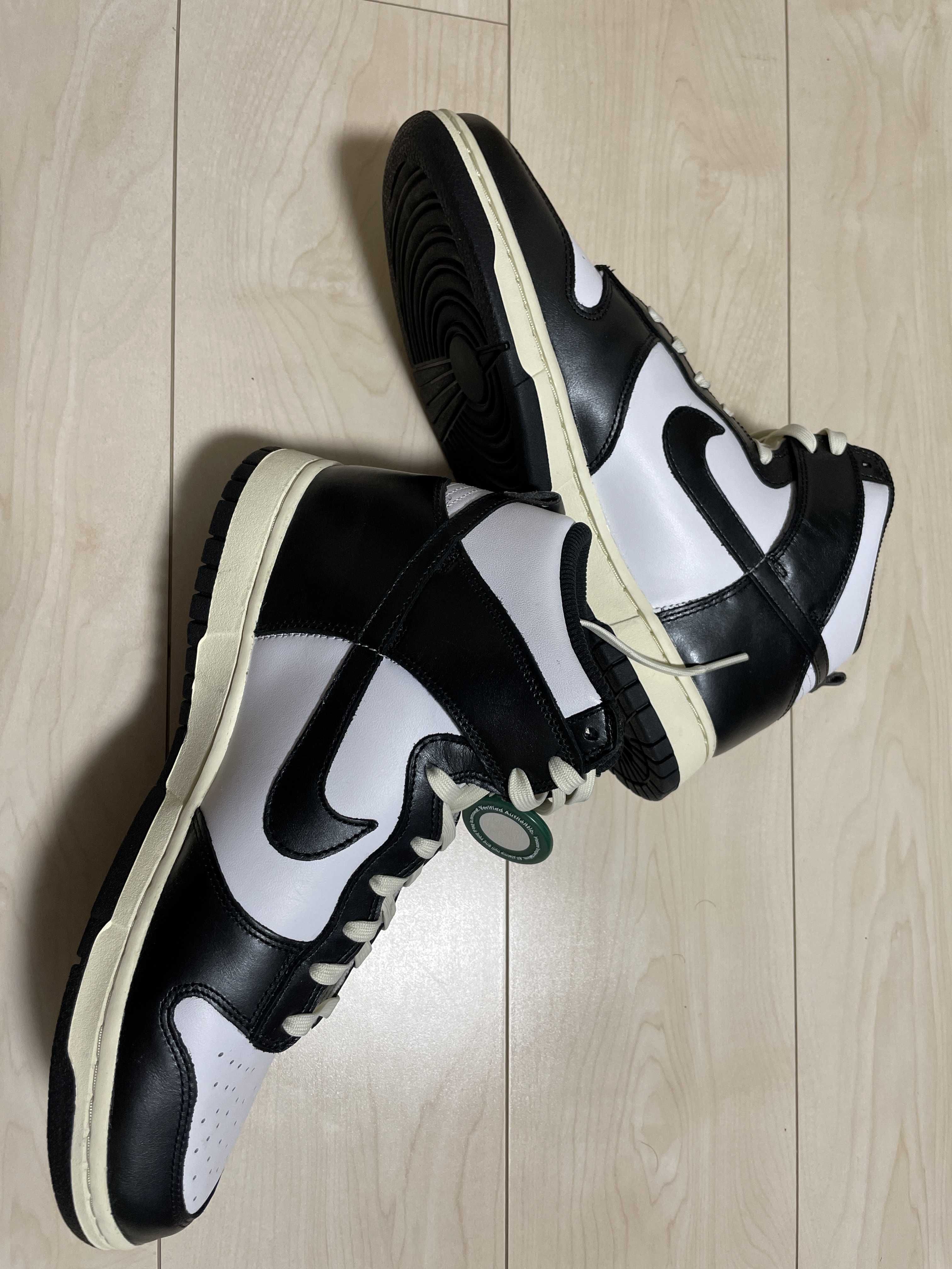 Nike Women's Dunk High "Vintage Black"