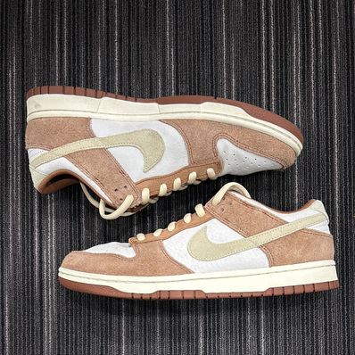 Nike Dunk Low PRM "Medium Curry"