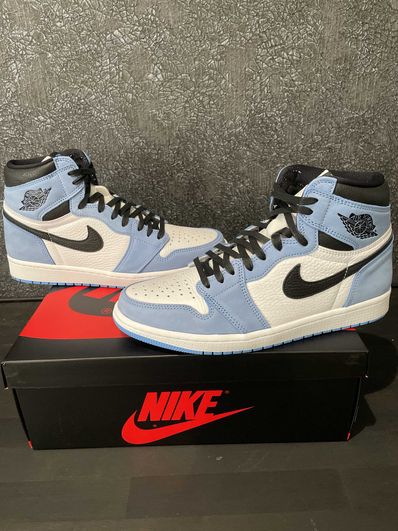 Nike Air Jordan 1 High OG "University Blue"