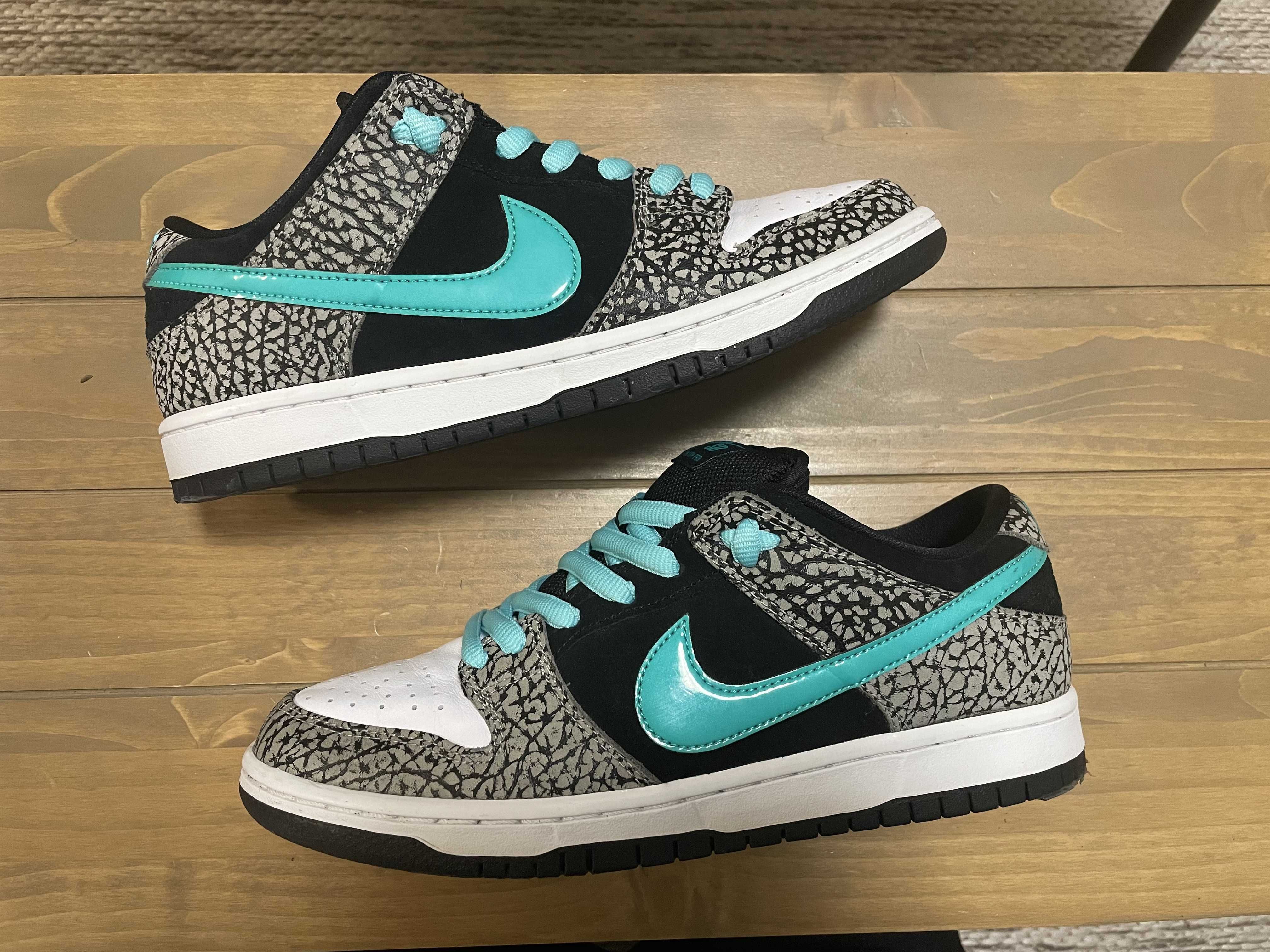 Nike SB Dunk Low "Elephant/Safari"