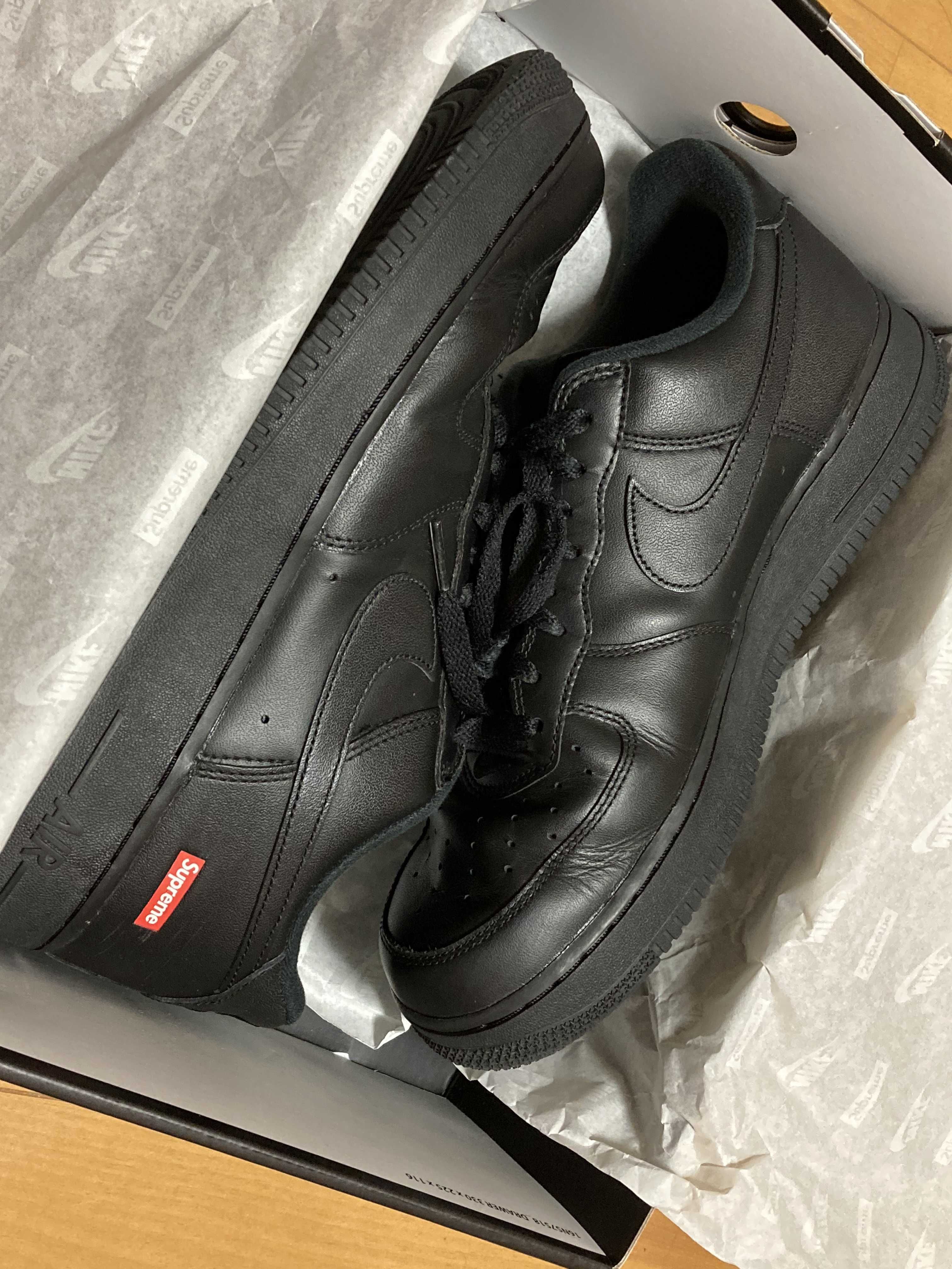 Supreme × Nike Air Force 1 Low "Black"