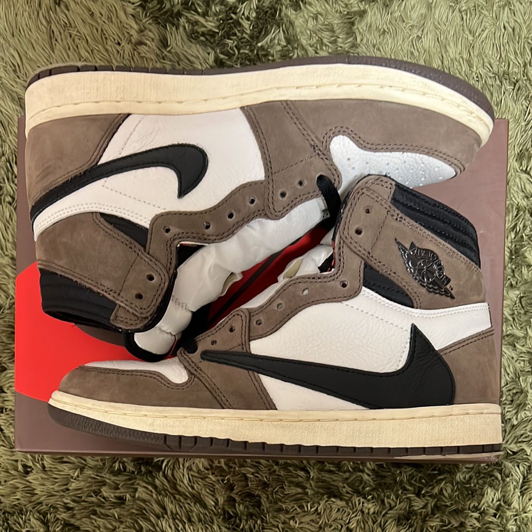 Travis Scott × Nike Air Jordan 1 Retro High OG TS SP "Sail/Dark Mocha"