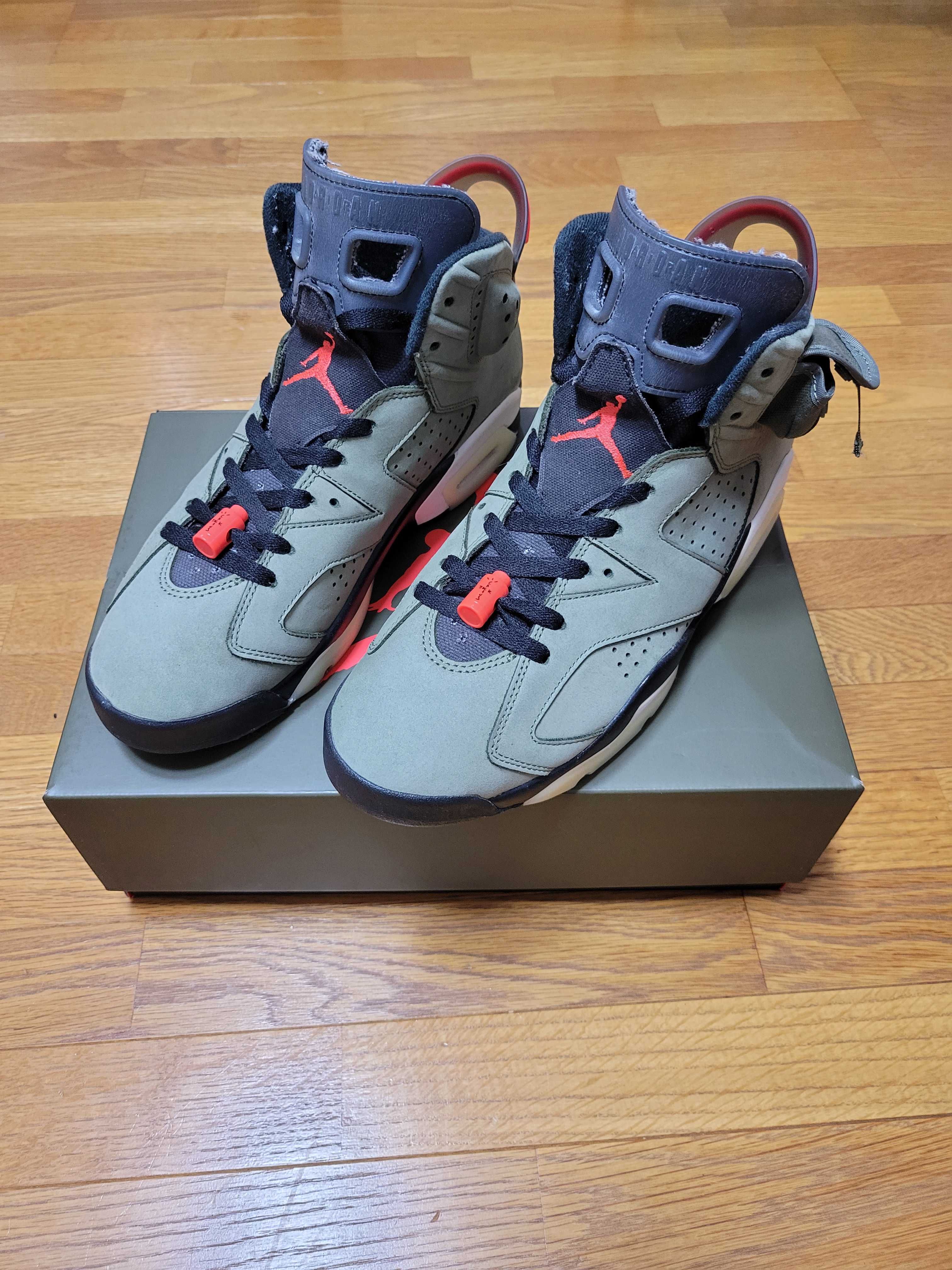 Travis Scott × Nike Air Jordan 6 Retro "Medium Olive"