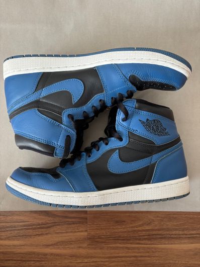 Nike Air Jordan 1 Retro High OG "Dark Marina Blue"