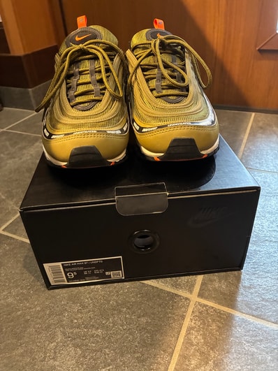 UNDEFEATED × Nike Air Max 97 "Olive"
