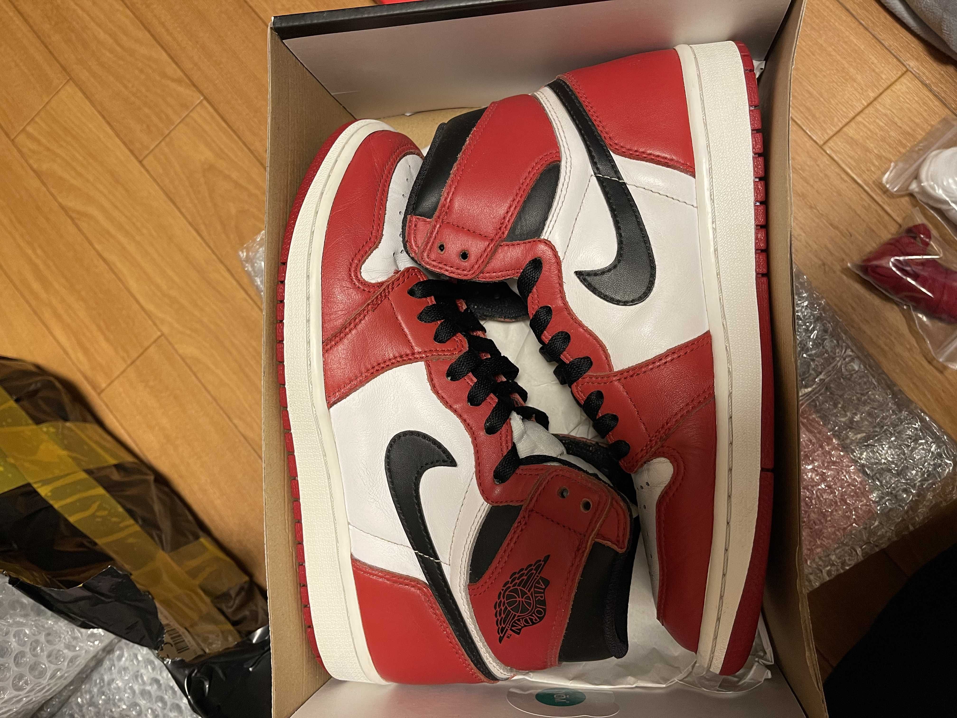 Nike Air Jordan 1 Retro High "Chicago" (2015)