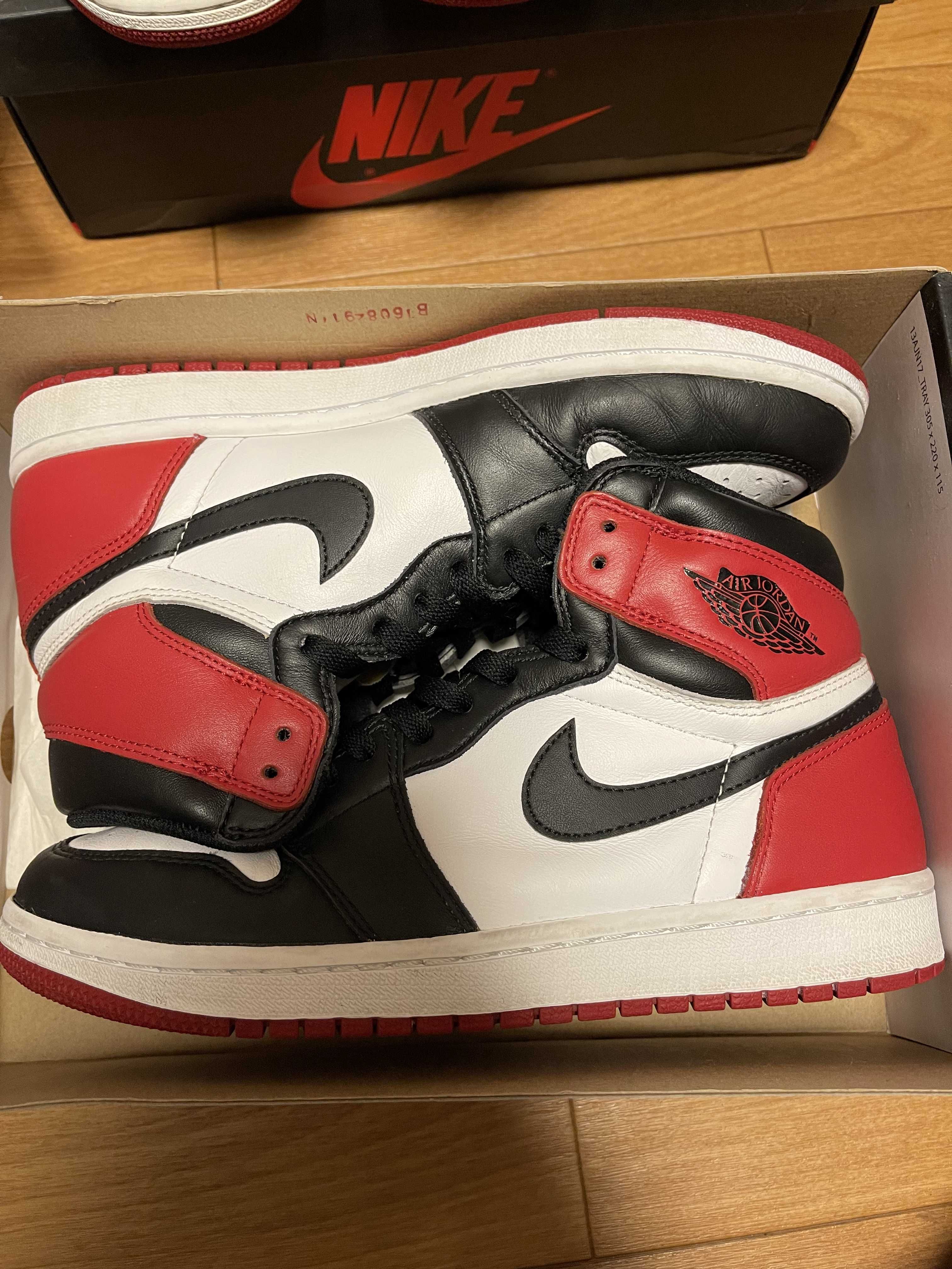 Nike Air Jordan 1 Retro High OG "Black Toe"(2016)