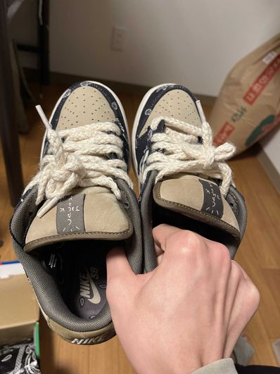 Travis Scott × Nike SB Dunk Low "Black/Parachute Beige"