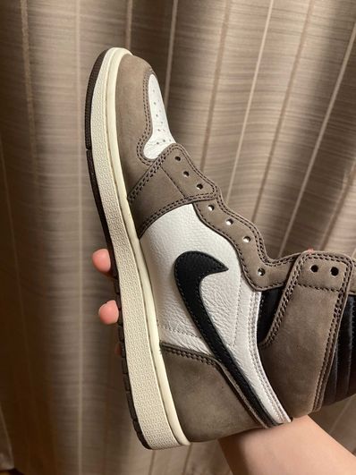 Travis Scott × Nike Air Jordan 1 Retro High OG TS SP "Sail/Dark Mocha"