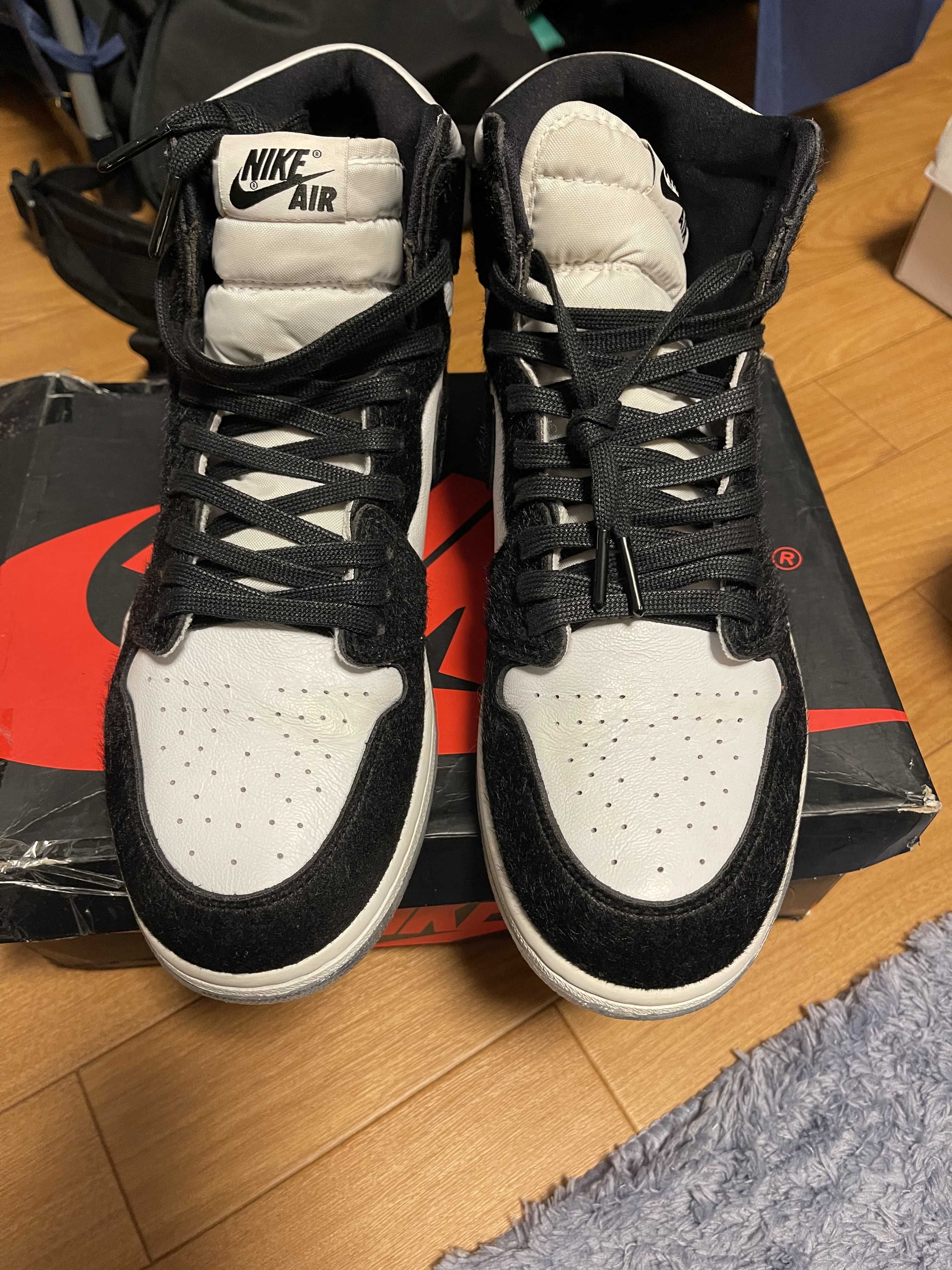 Nike Women's Air Jordan 1 Retro High OG "Black/White"