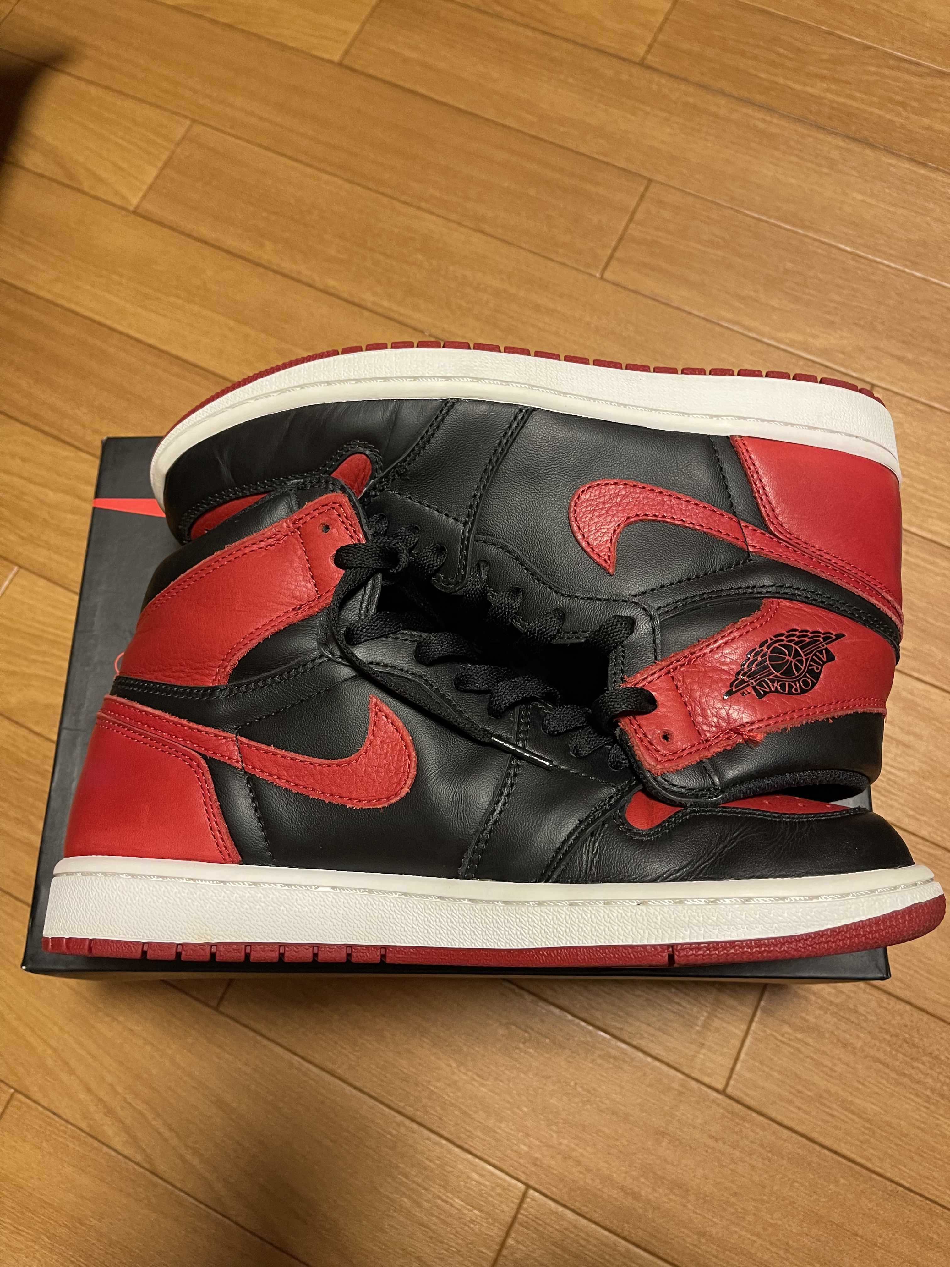 Nike Air Jordan 1 Retro High OG "Bred/Banned" (2016)