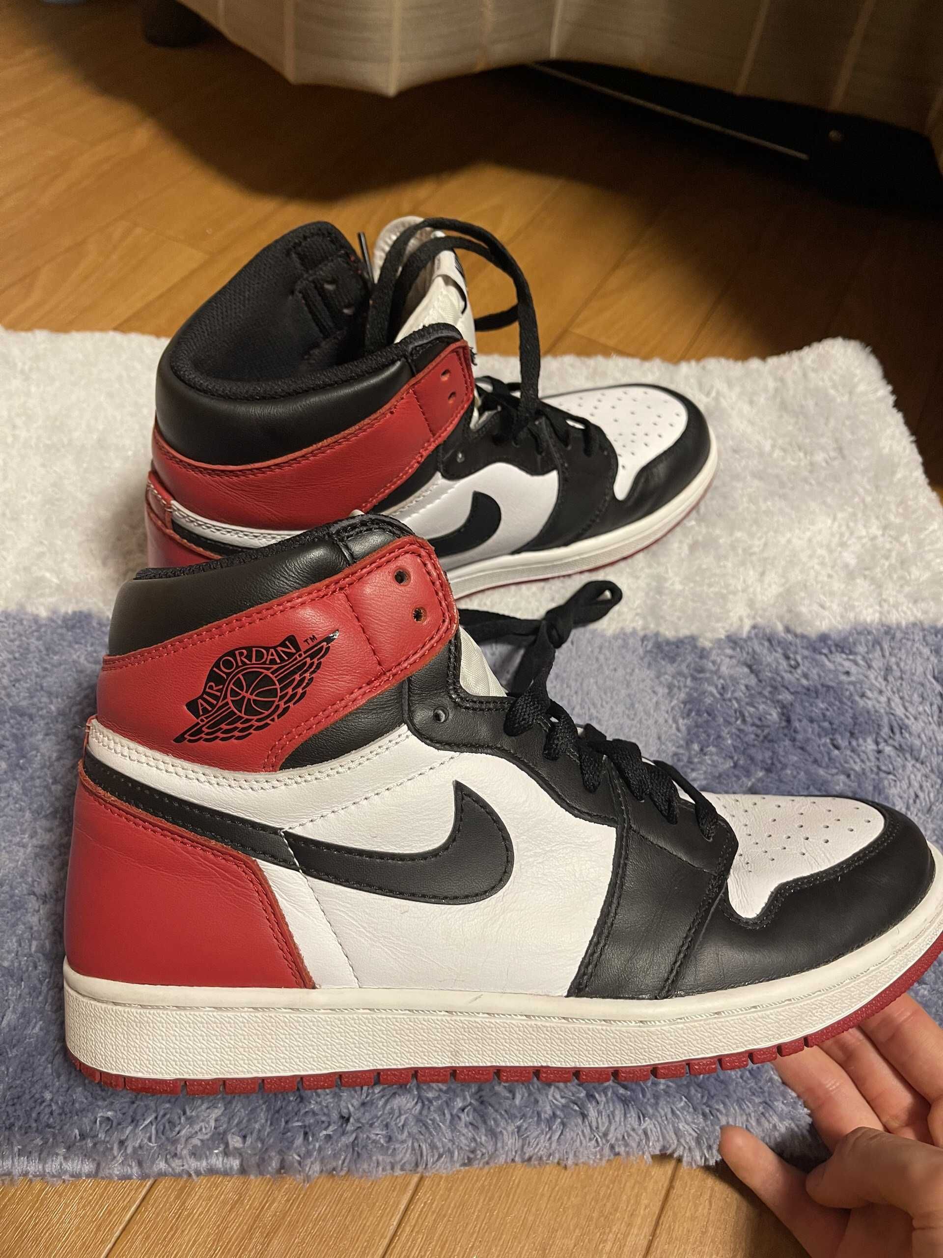 Nike Air Jordan 1 Retro High OG "Black Toe"(2016)
