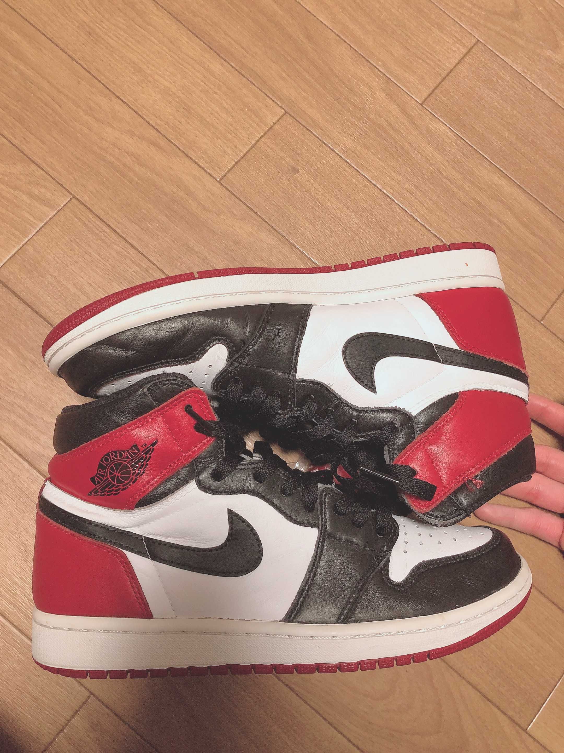 Nike Air Jordan 1 Retro High OG "Black Toe"(2016)