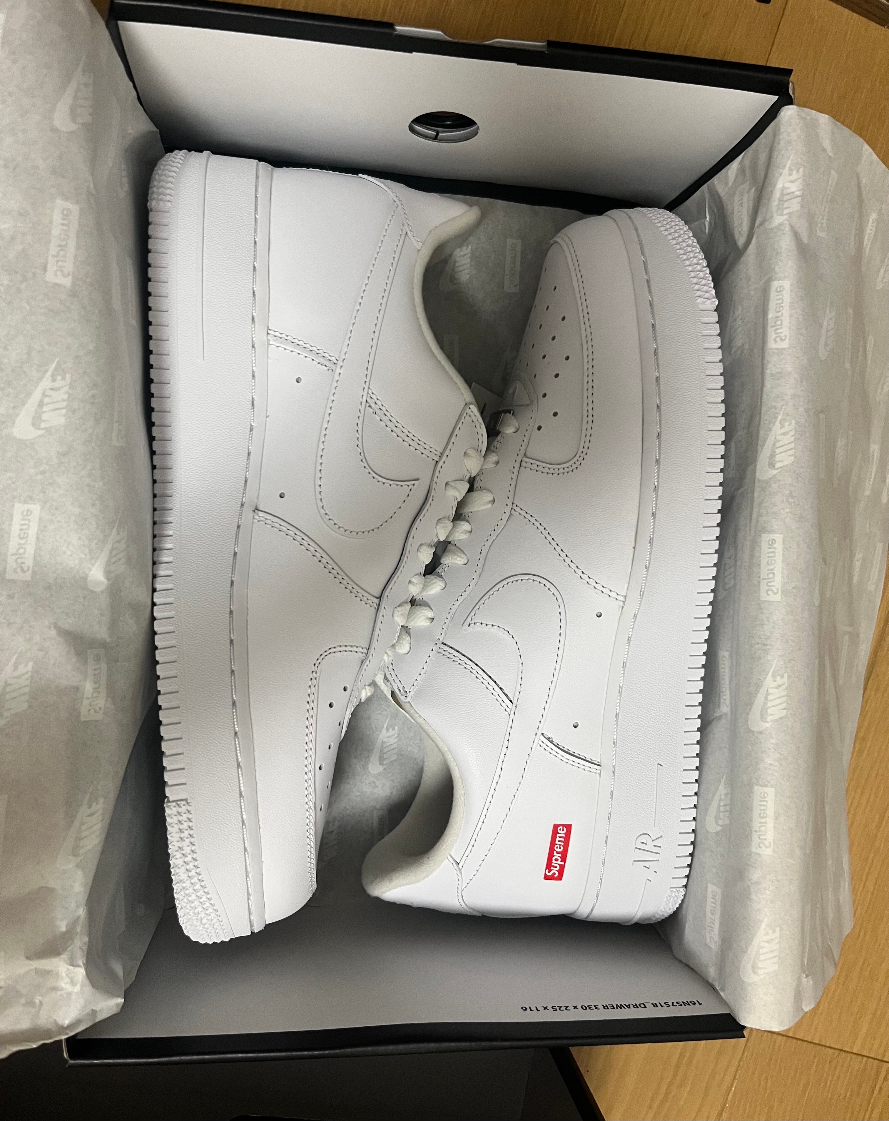Supreme × Nike Air Force 1 Low "White"