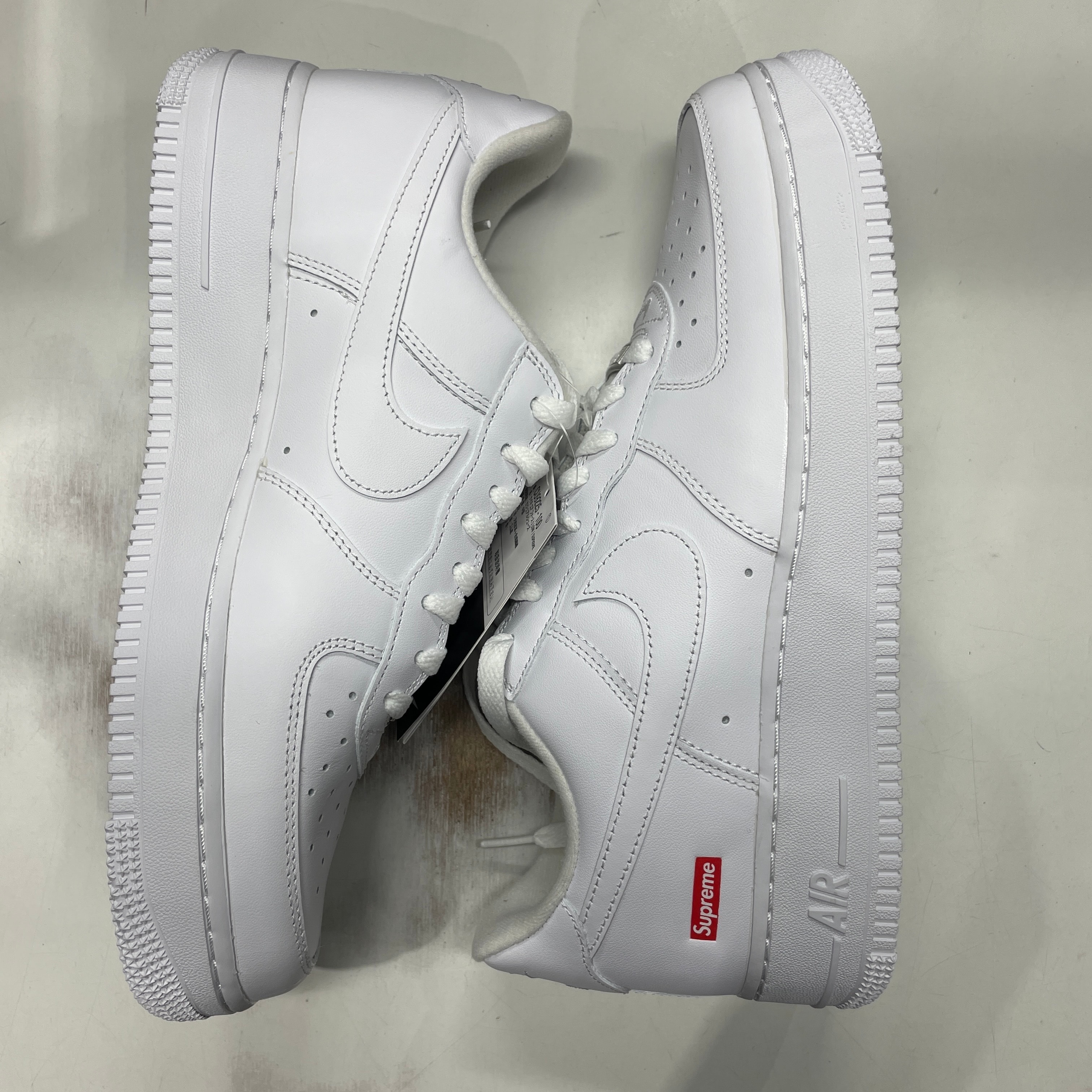 Supreme × Nike Air Force 1 Low "White"