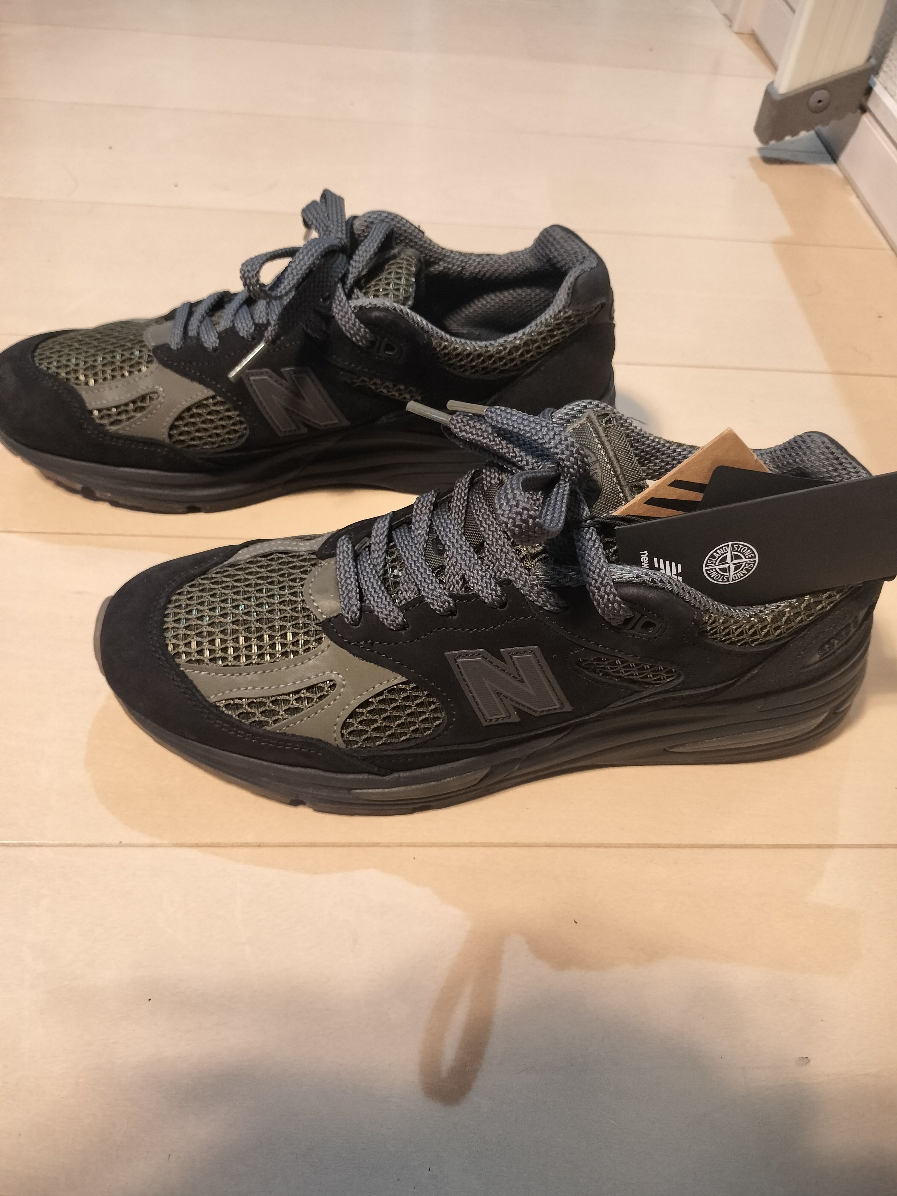 Stone Island × New Balance 991V2 "Black"