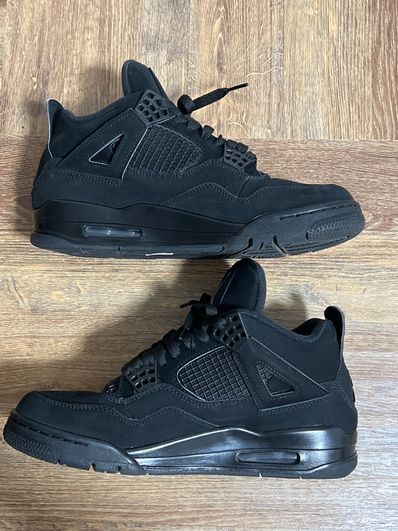 Nike Air Jordan 4 "Black Cat"
