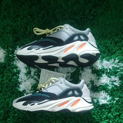 adidas YEEZY Boost 700 "Wave Runner"