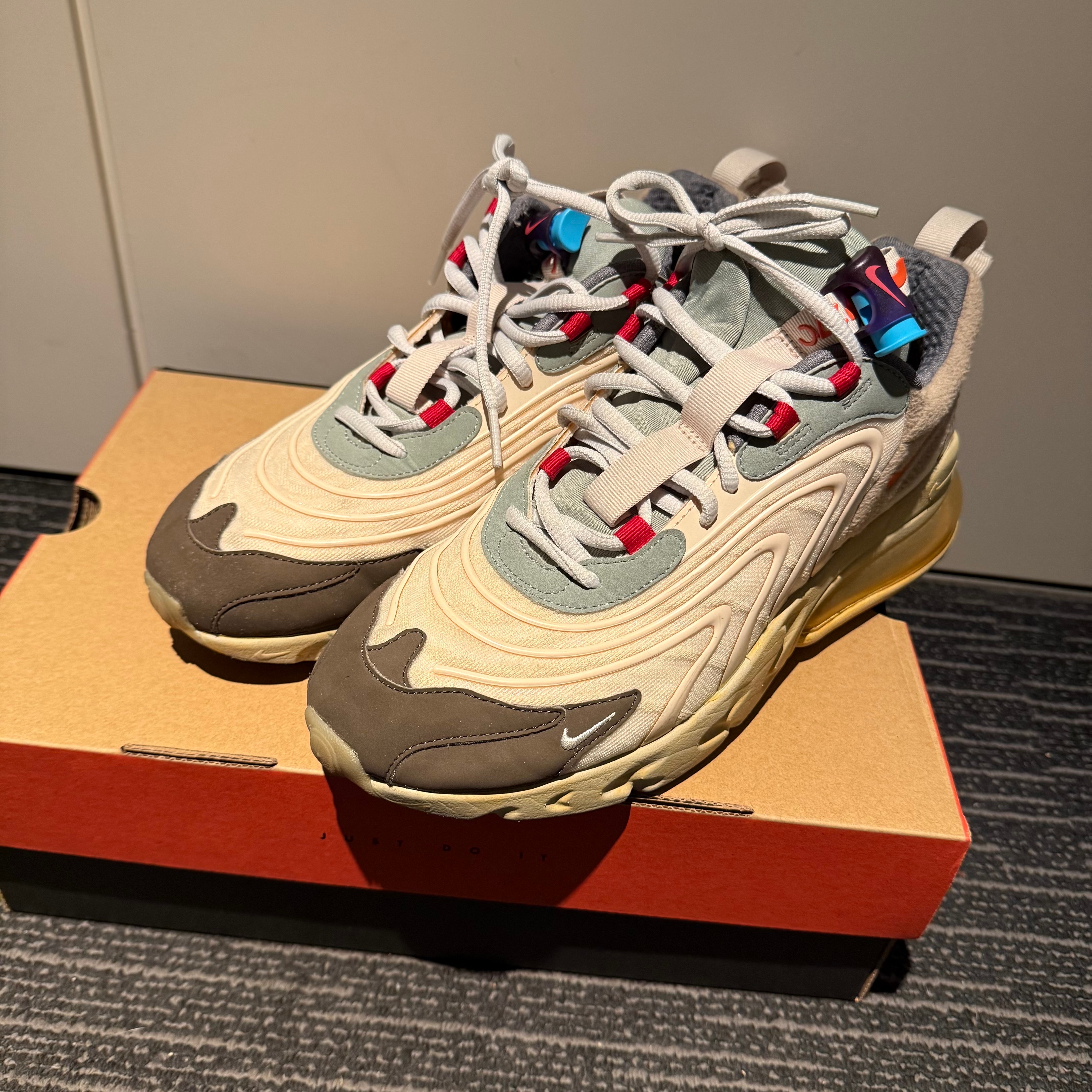 Travis Scott × Nike Air Max 270 "Cactus Trails"