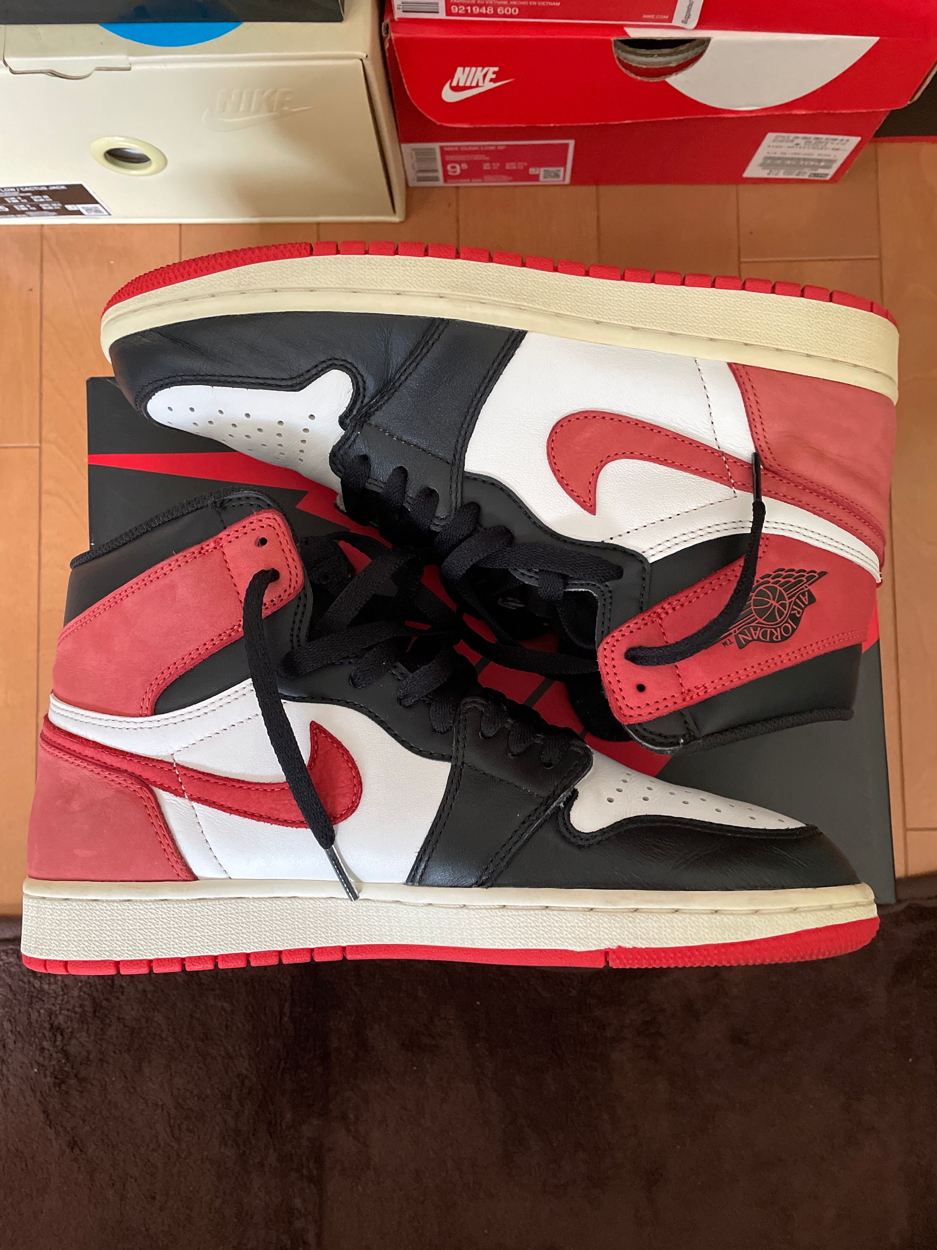 NIKE AIR JORDAN 1 RETRO HIGH "TRACK RED"