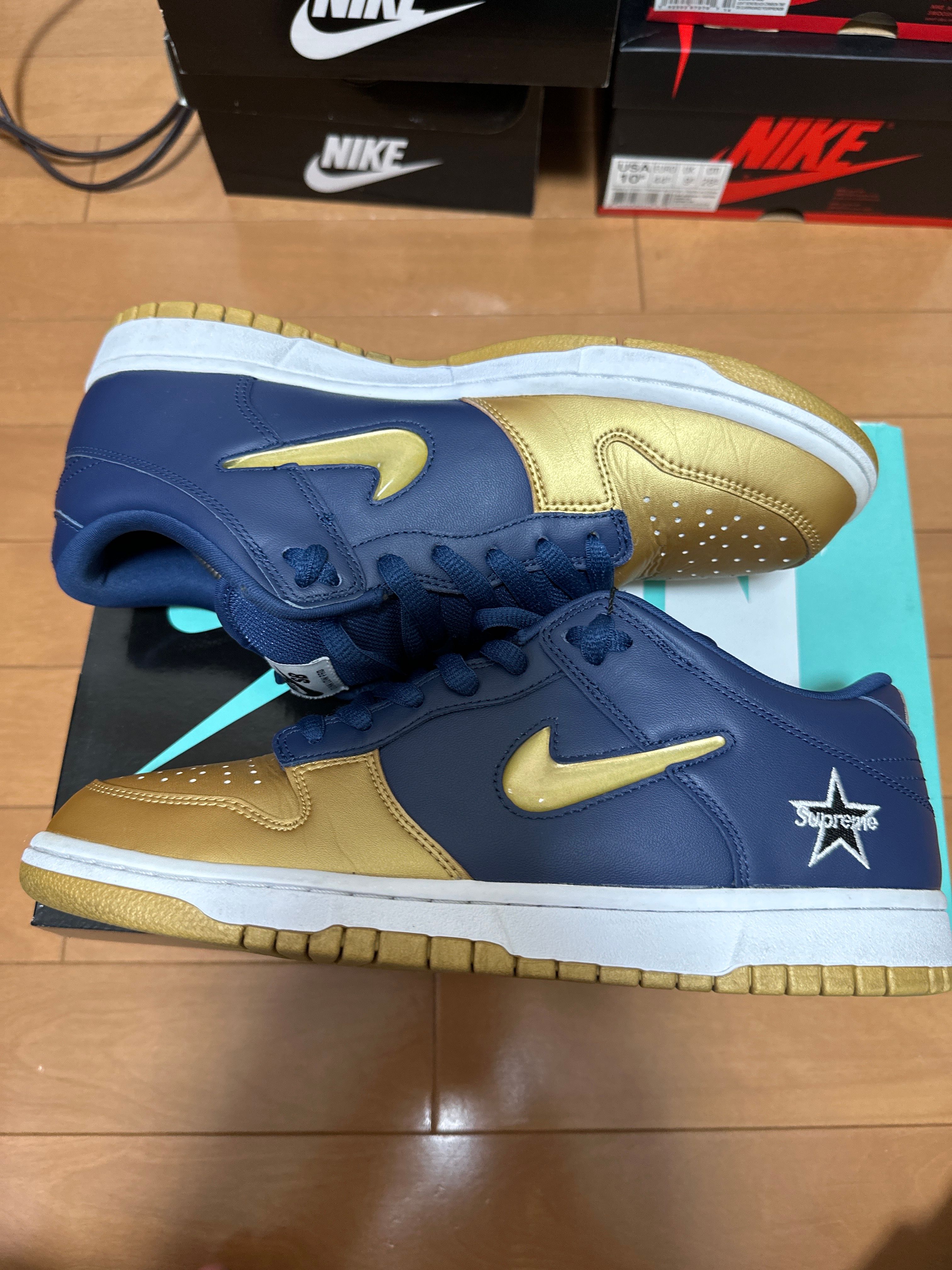 Supreme × Nike SB Dunk Low OG QS "Metallic Gold/Navy"