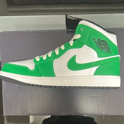 Nike Air Jordan 1 Mid "Lucky Green"