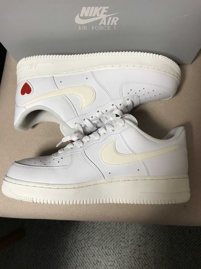 Nike Air Force 1 Low "Valentines Day"