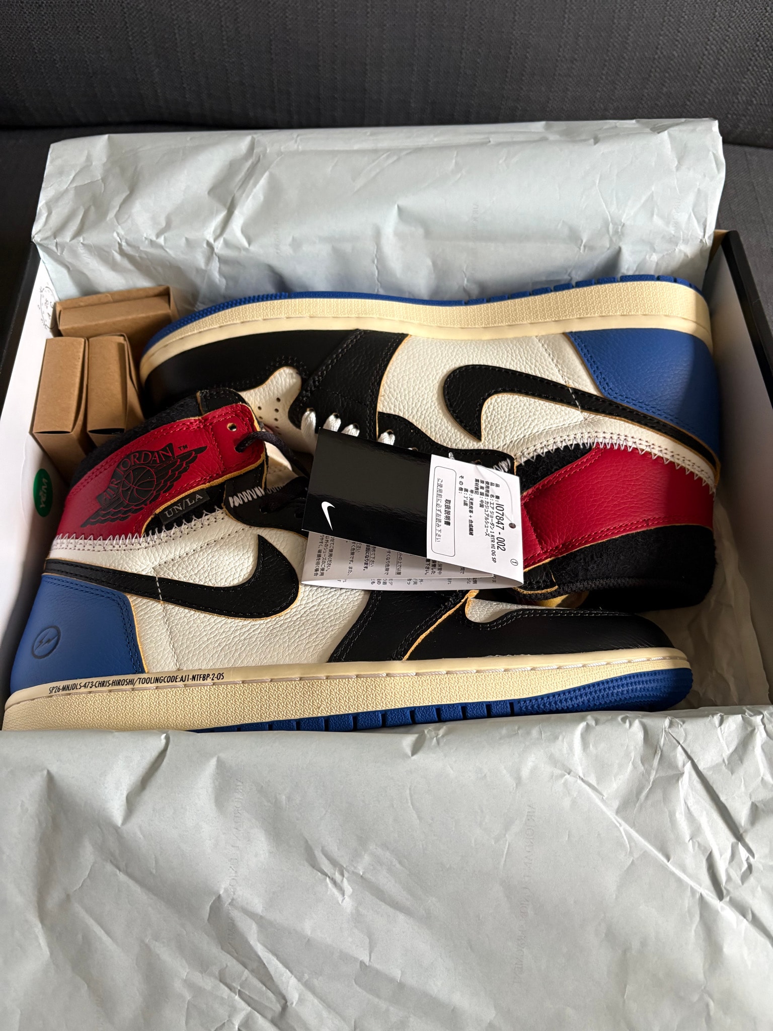 fragment design × UNION × Nike Air Jordan 1 High OG "Black/Varsity Red"