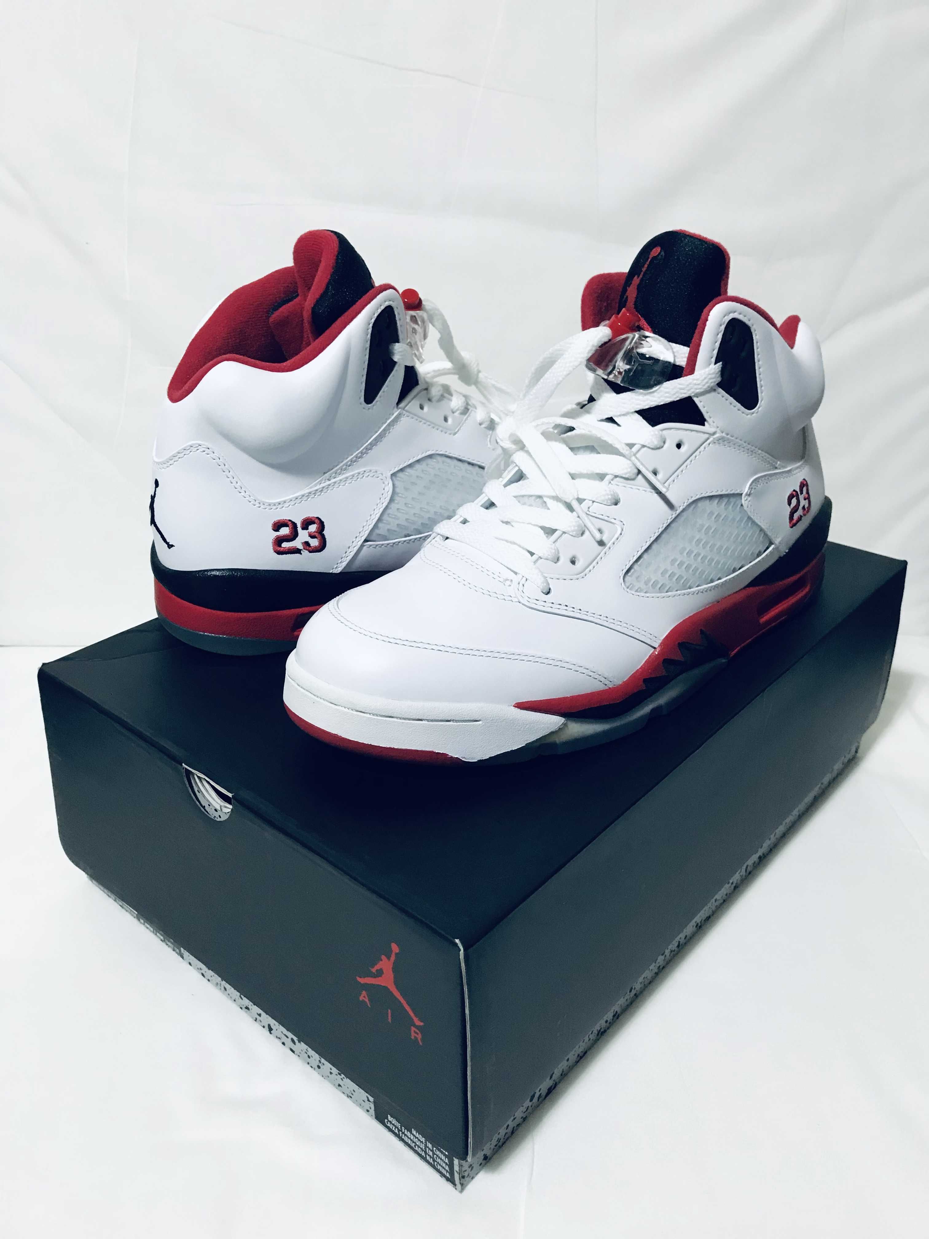 Nike Air Jordan 5 Retro "Fire Red/Black Tongue" (2013)