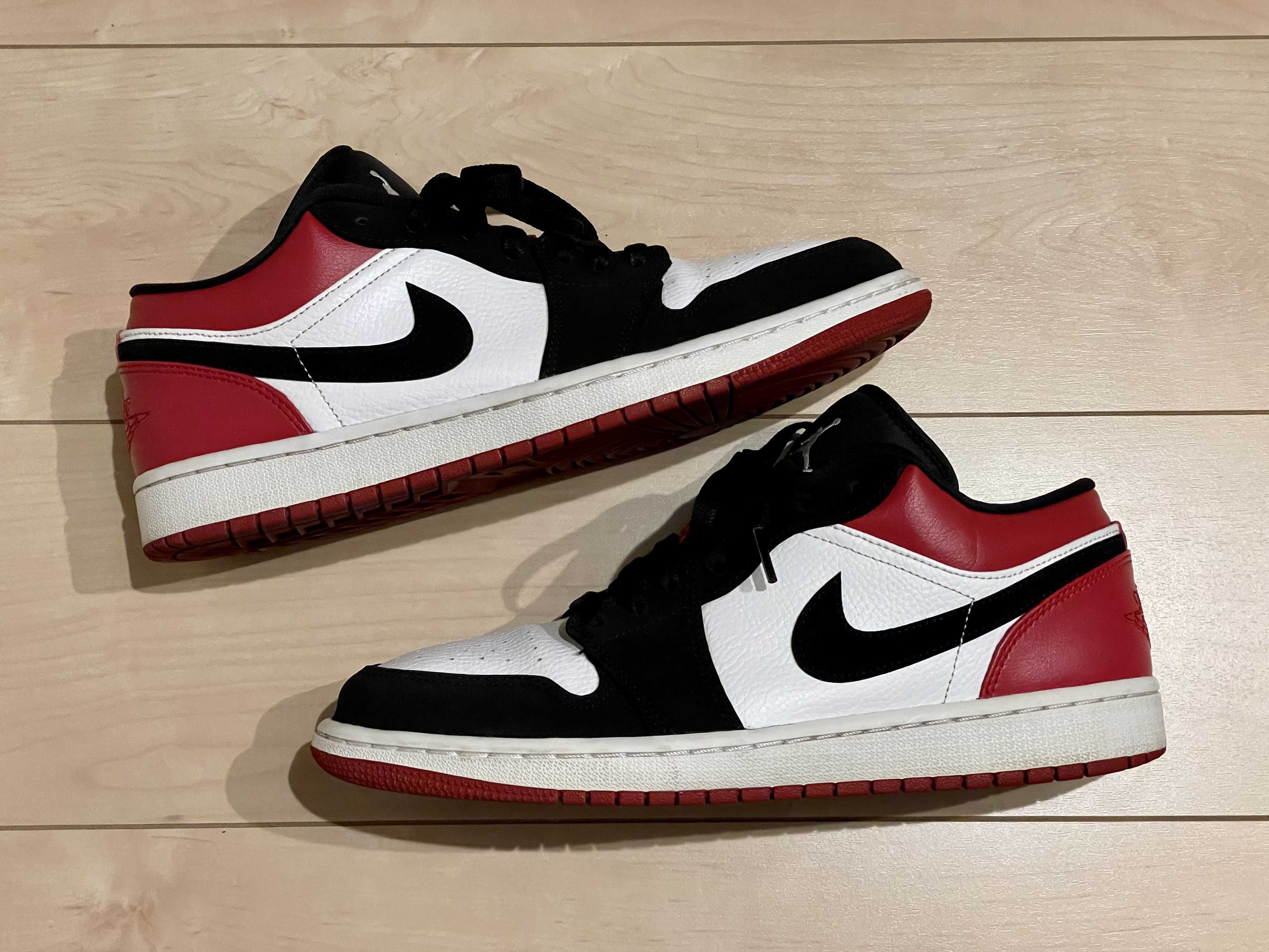 Nike Air Jordan 1 Low "Black Toe"