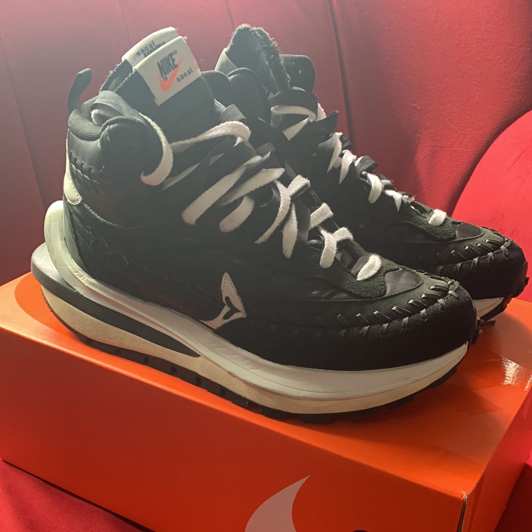 Jean-Paul Gaultier × sacai × Nike Vapor Waffle "Black/Black-White"