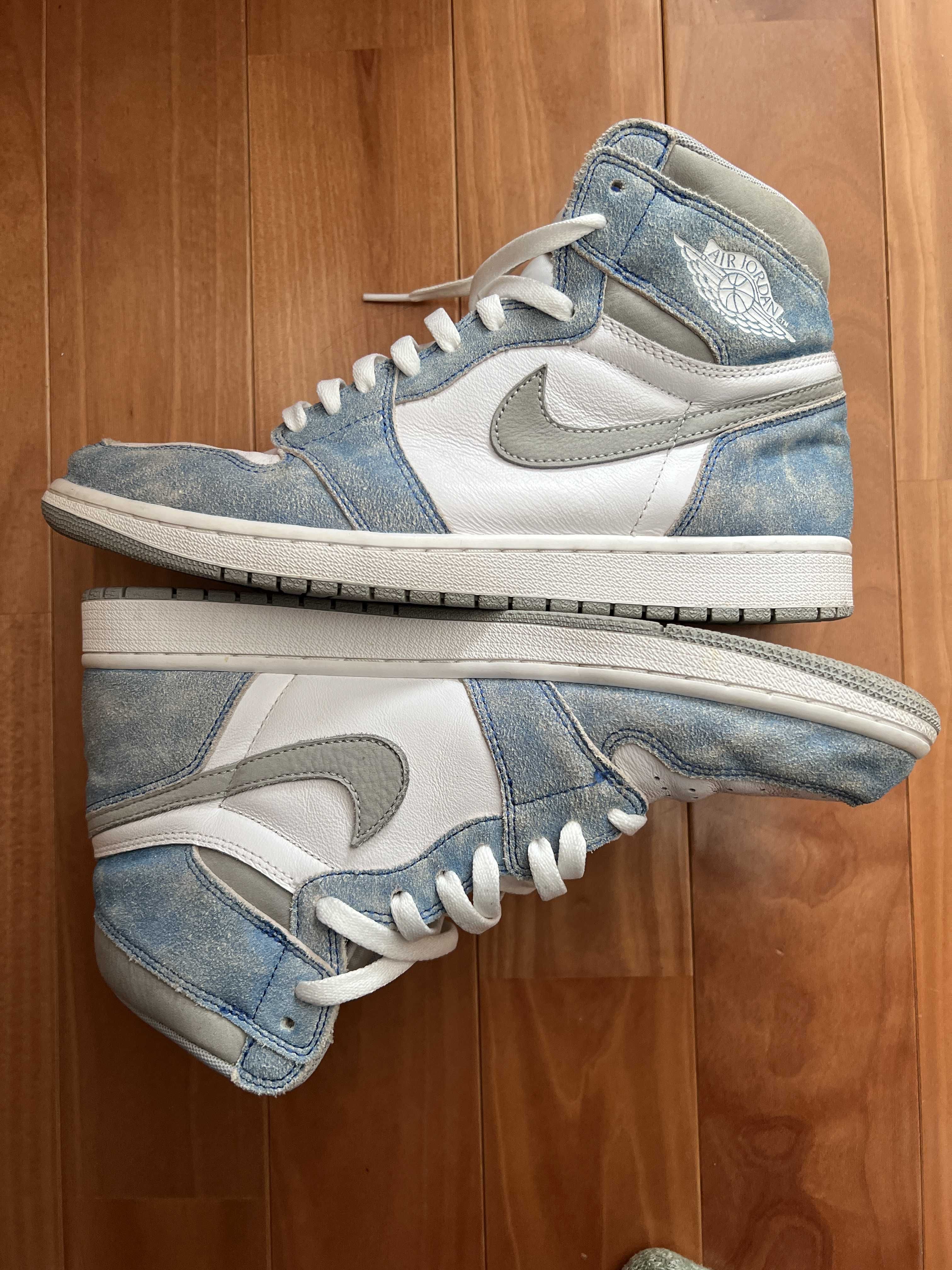 Nike Air Jordan 1 High OG "Hyper Royal"