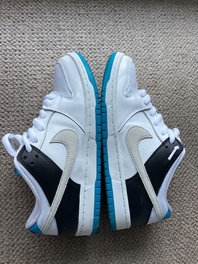 Nike SB Dunk Low "Laser Blue"