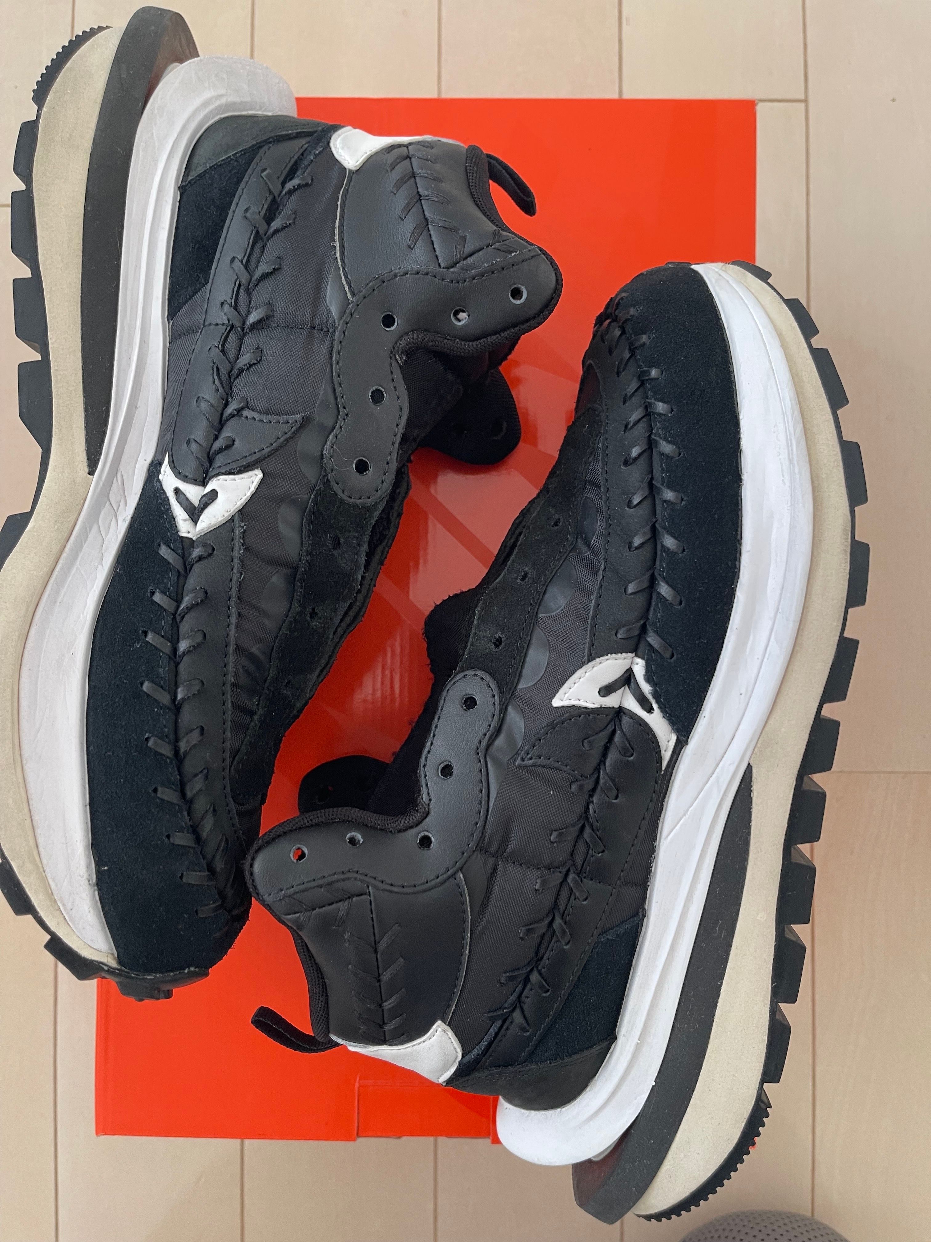 Jean-Paul Gaultier × sacai × Nike Vapor Waffle "Black/Black-White"