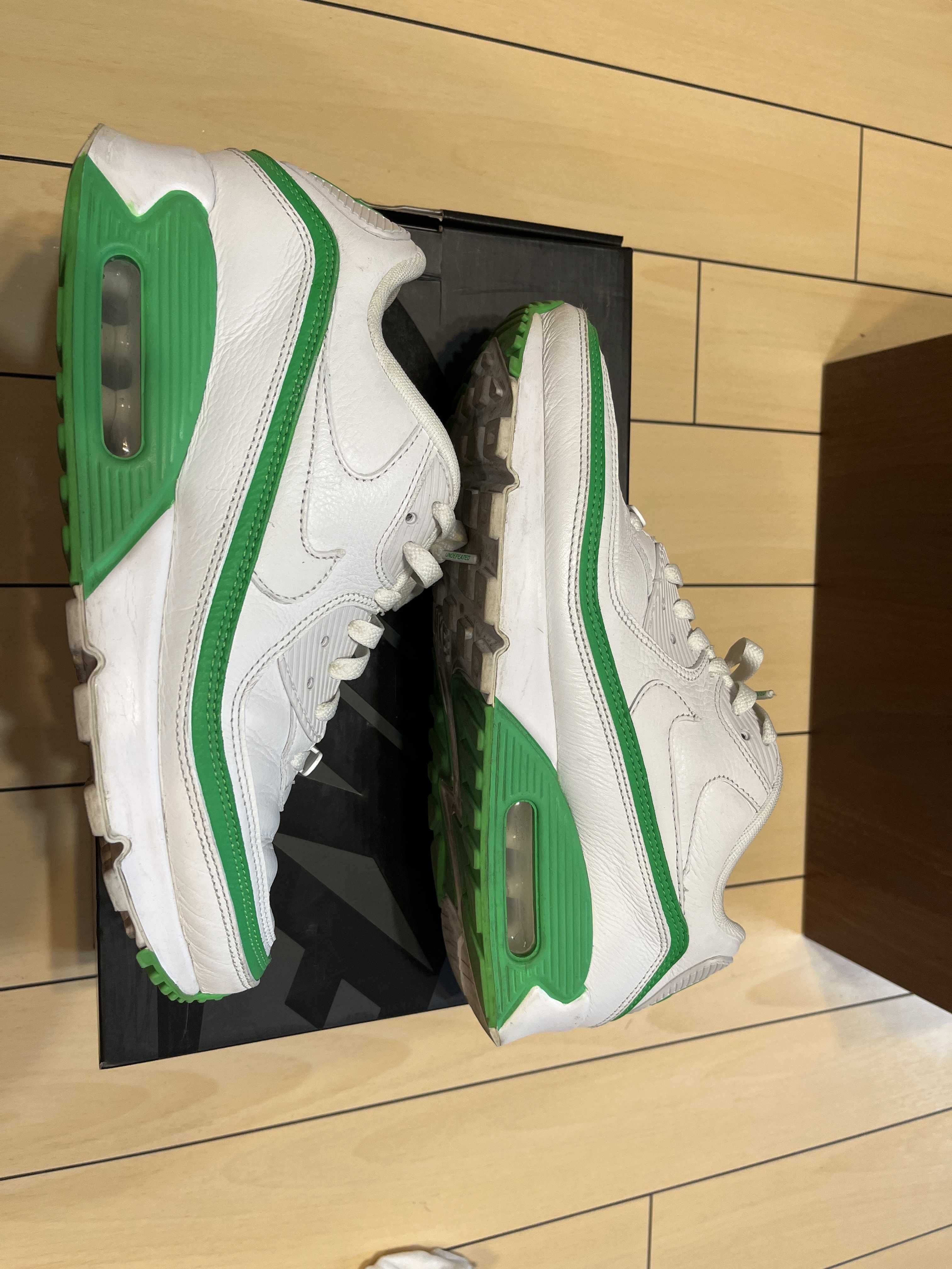 UNDEFEATED × Nike Air Max 90 "White/Green"