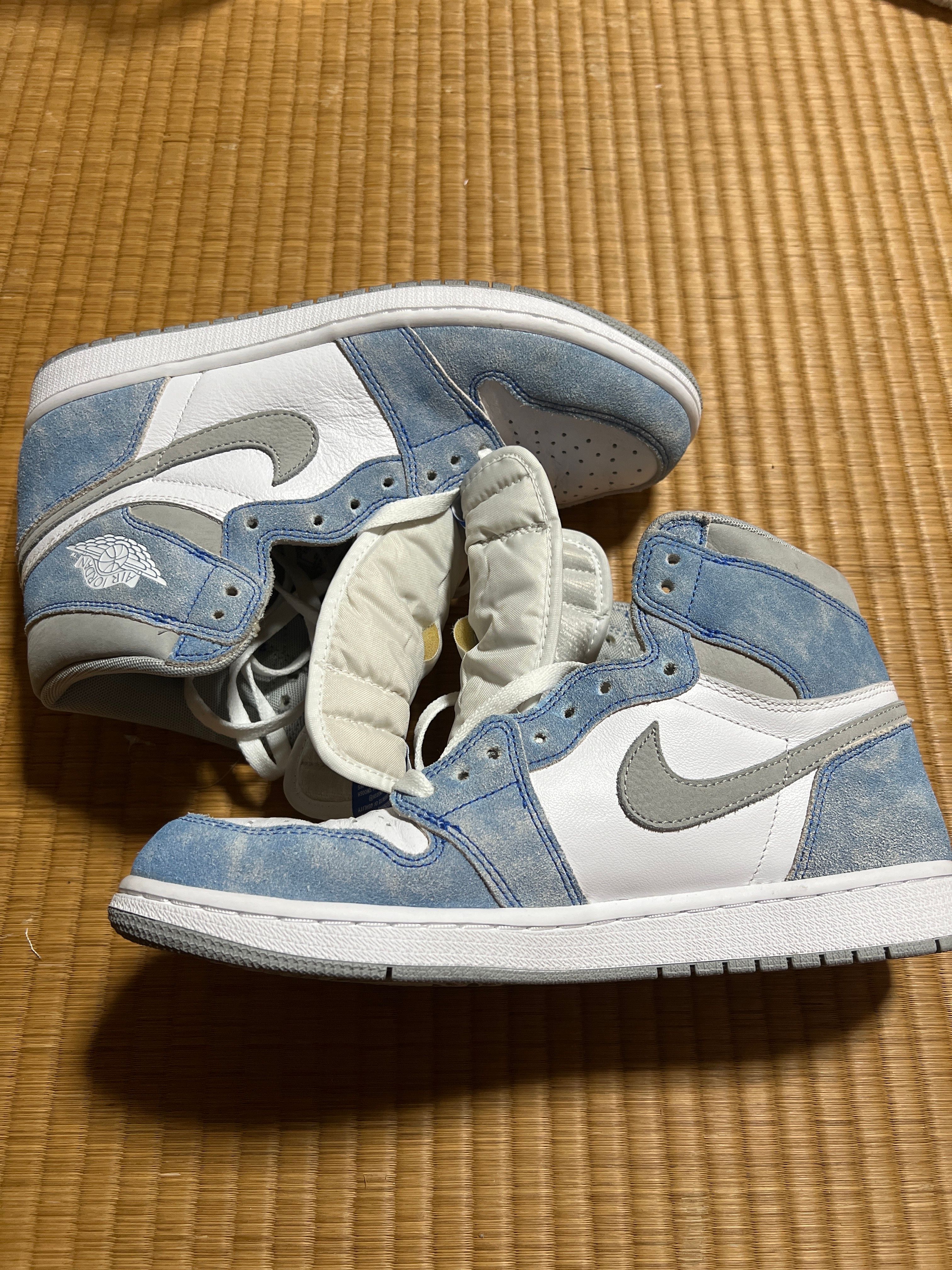 Nike Air Jordan 1 High OG "Hyper Royal"