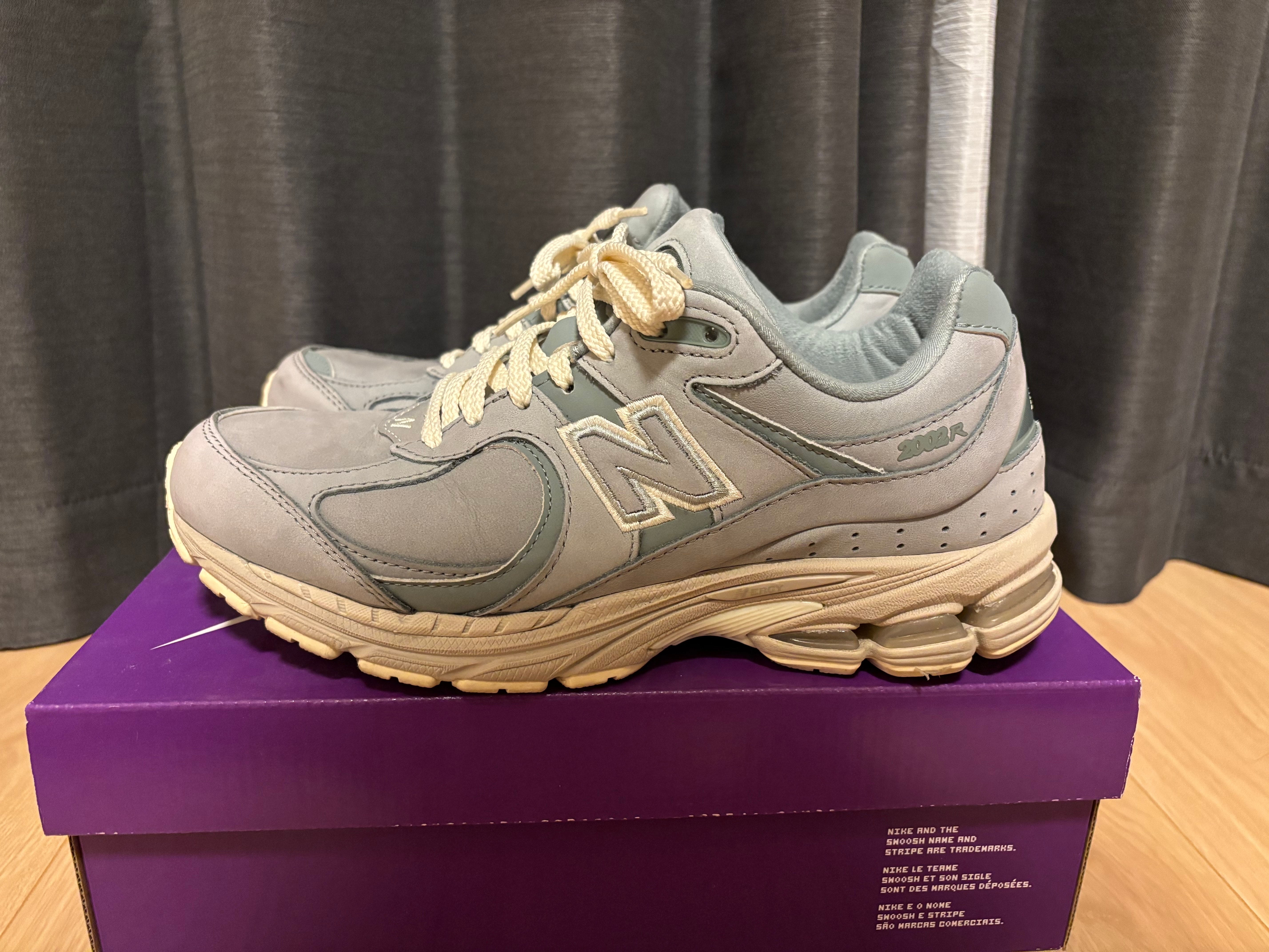 KITH × New Balance 2002R "Pistachio"