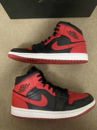 Nike Air Jordan 1 Mid "Bred"