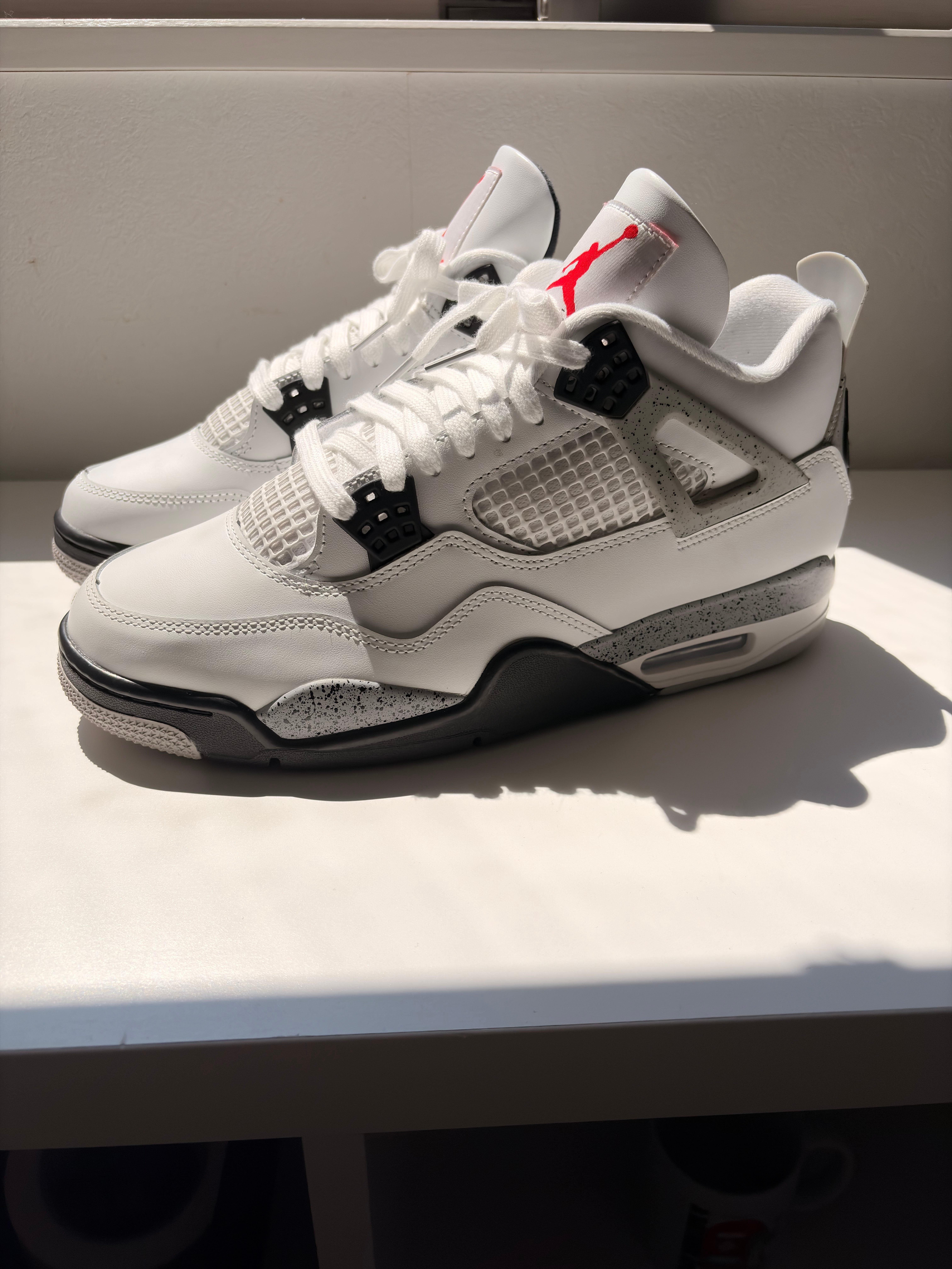 Nike Air Jordan 4 Retro "White/Cement" (2025)