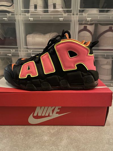 NIKE Women's AIR MORE UPTEMPO "HOT PUNCH"