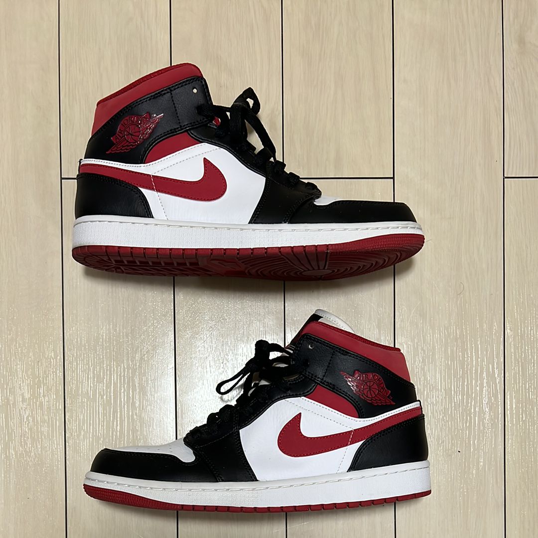 Nike Air Jordan 1 Mid "White/Gym Red Black"