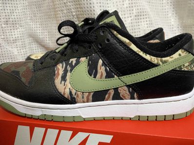 NIKE DUNK LOW SE "BLACK MULTI CAMO"