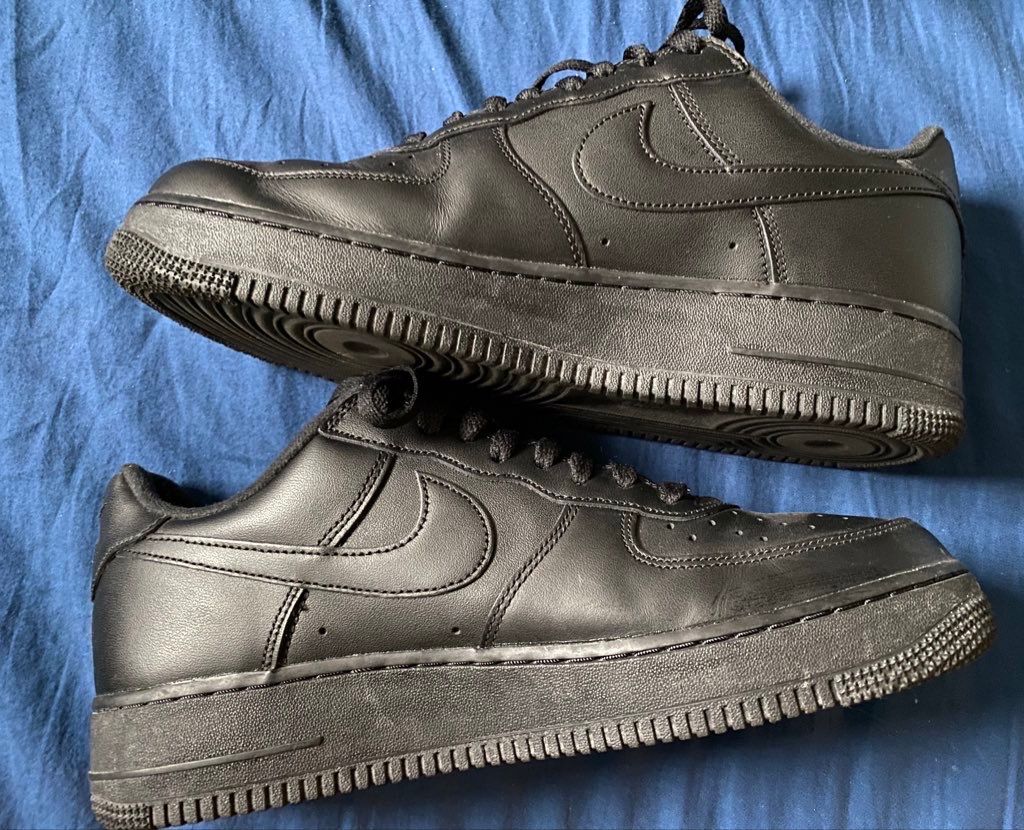 Supreme × Nike Air Force 1 Low "Black"