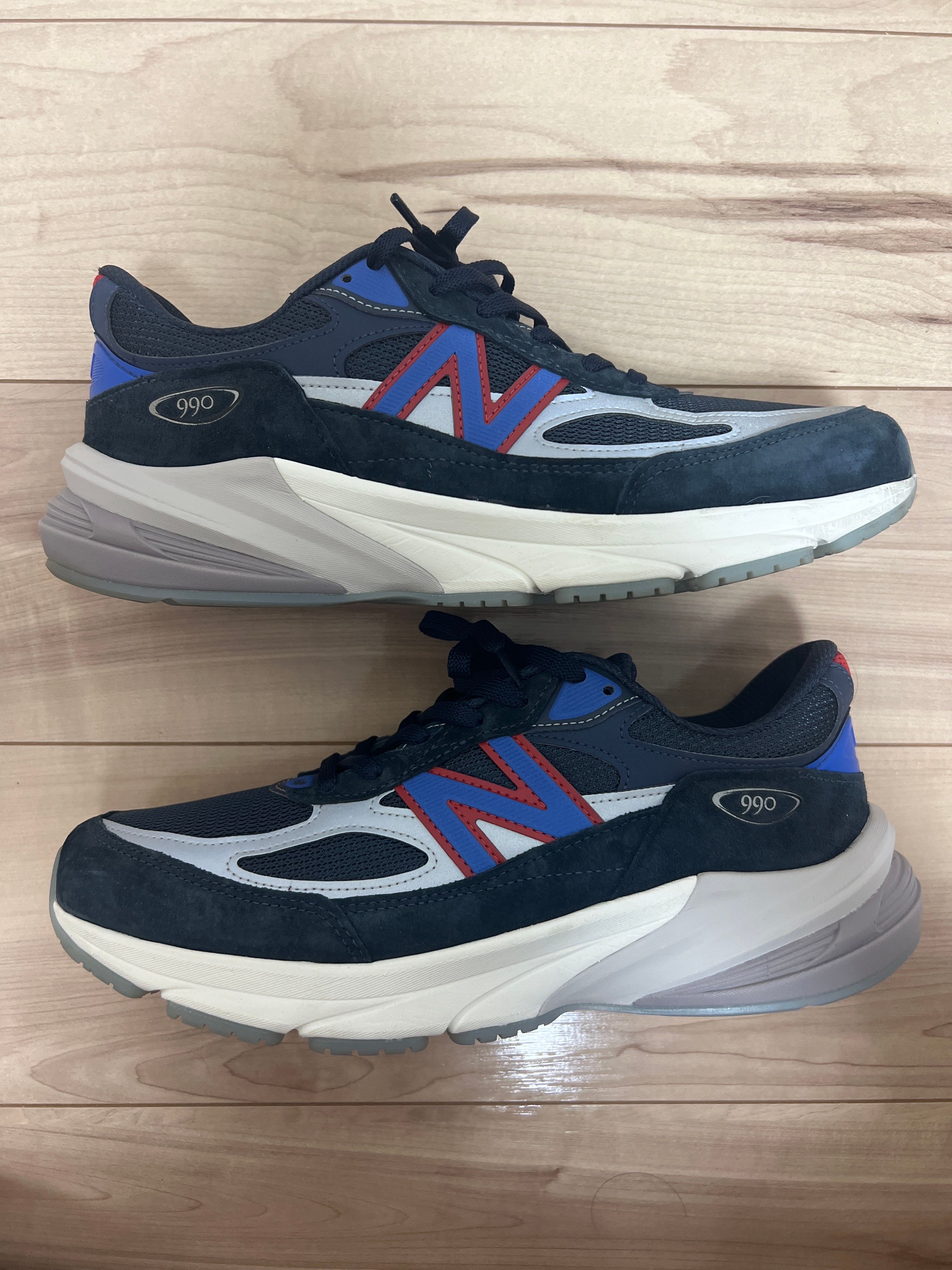 KITH × New Balance 990V6 Madison Square Garden "Navy"