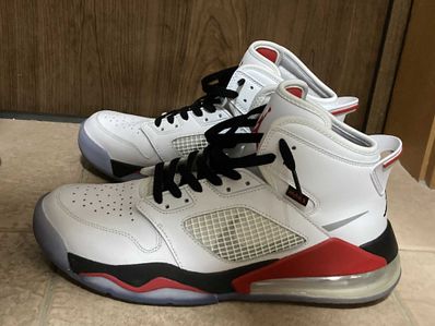 NIKE AIR JORDAN MARS 270