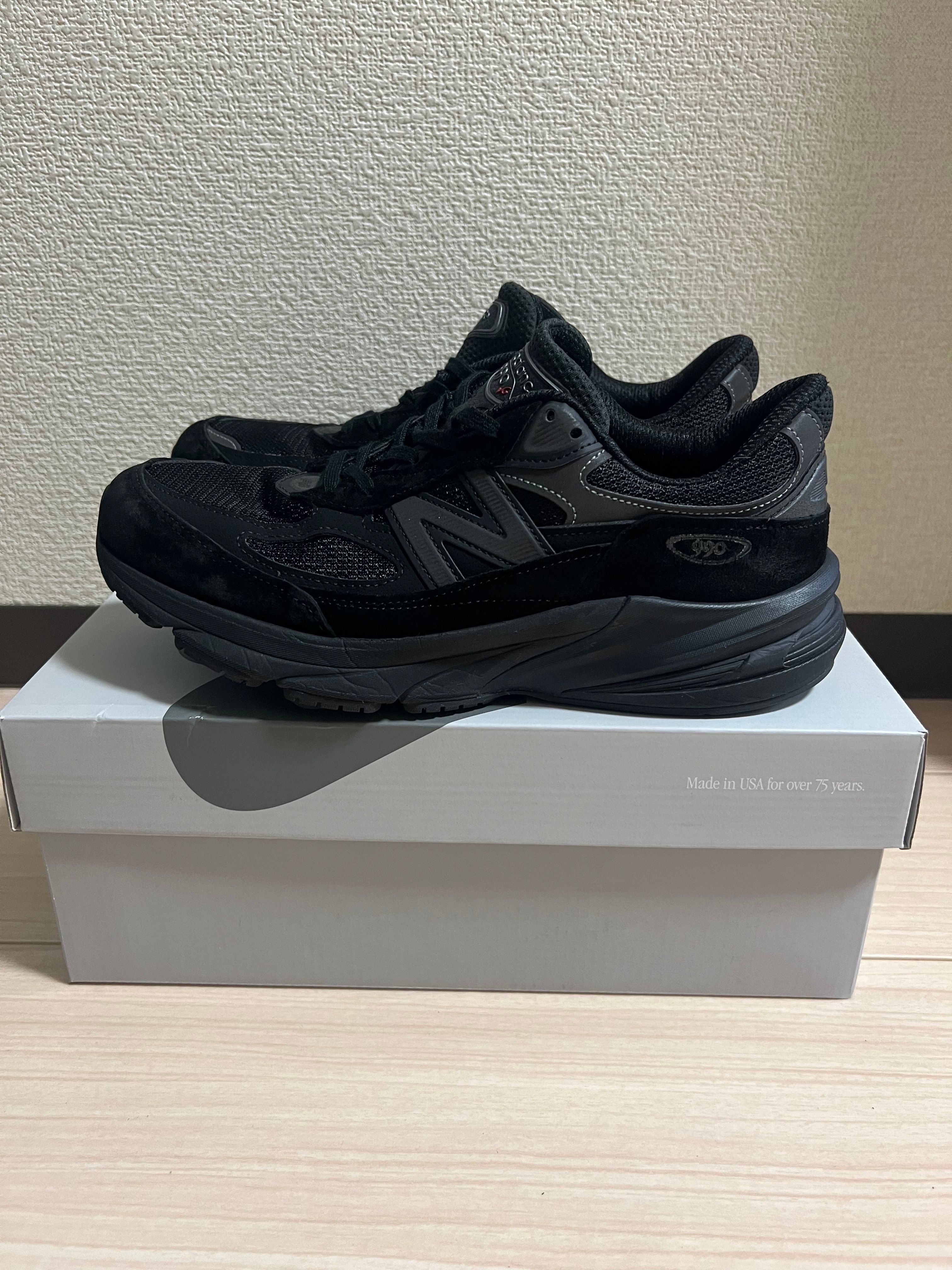 New Balance 990V6 "Triple Black"